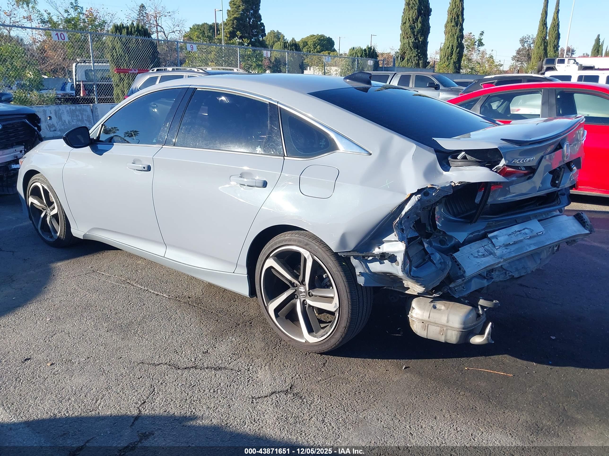 HONDA ACCORD image 3