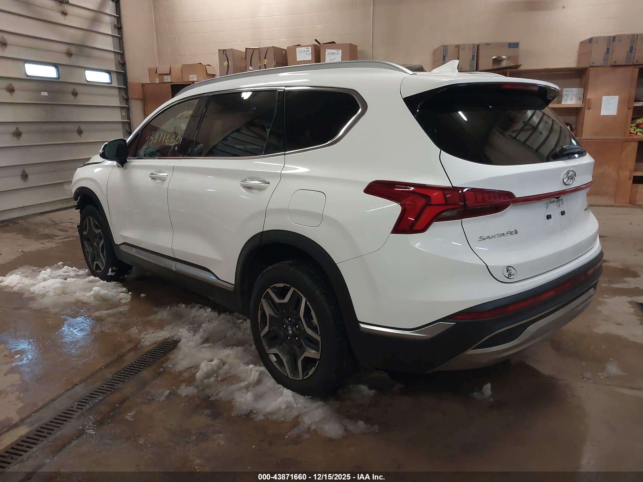 HYUNDAI SANTA image 3