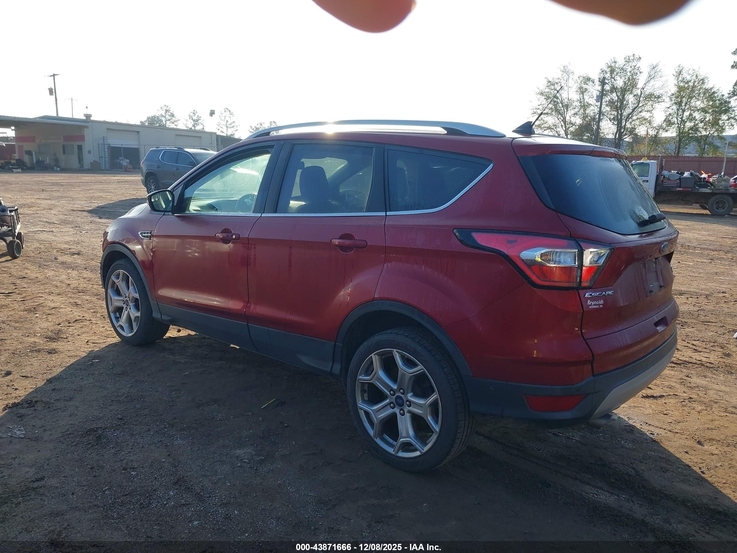 FORD ESCAPE image 3