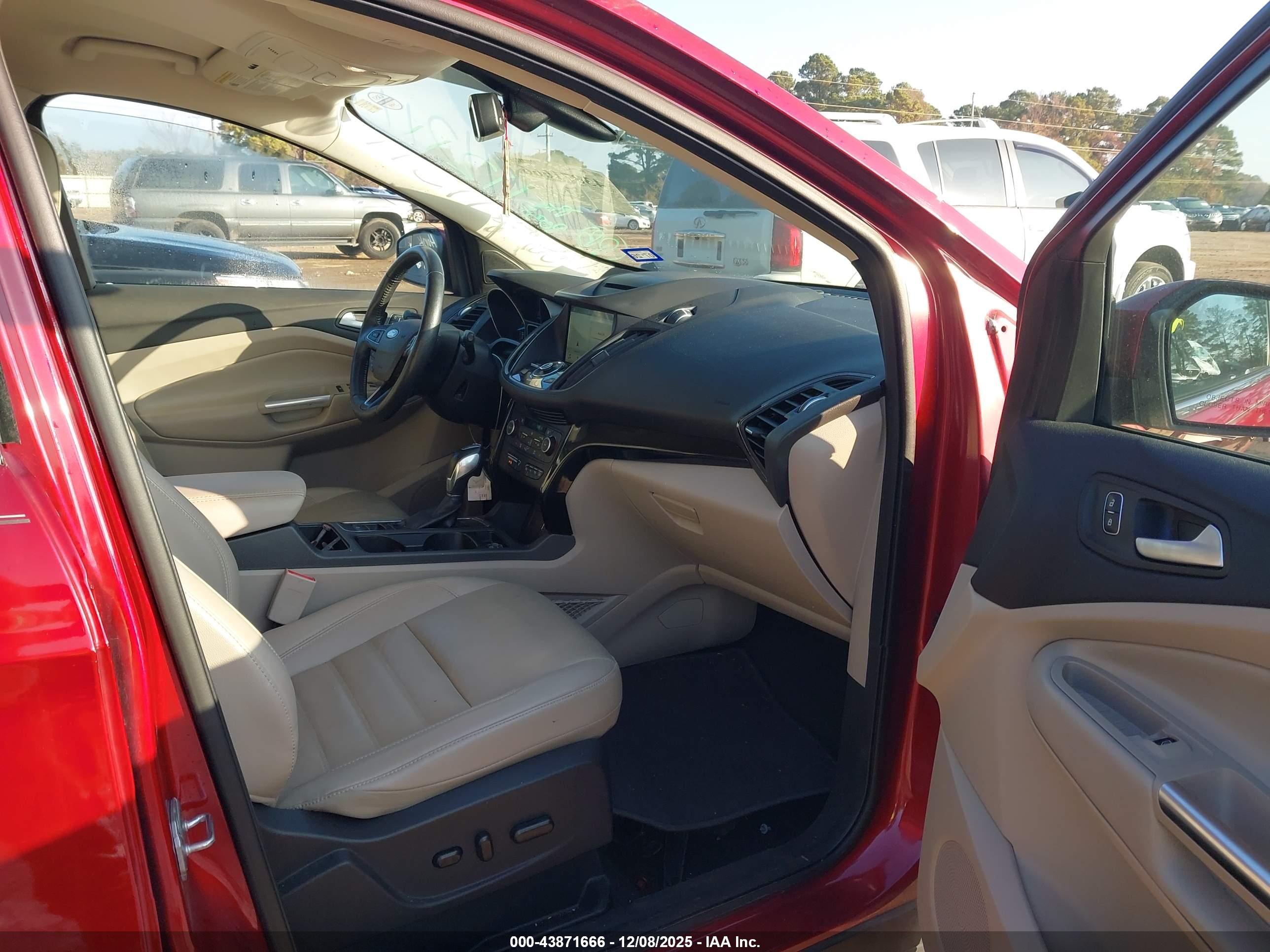 FORD ESCAPE image 5