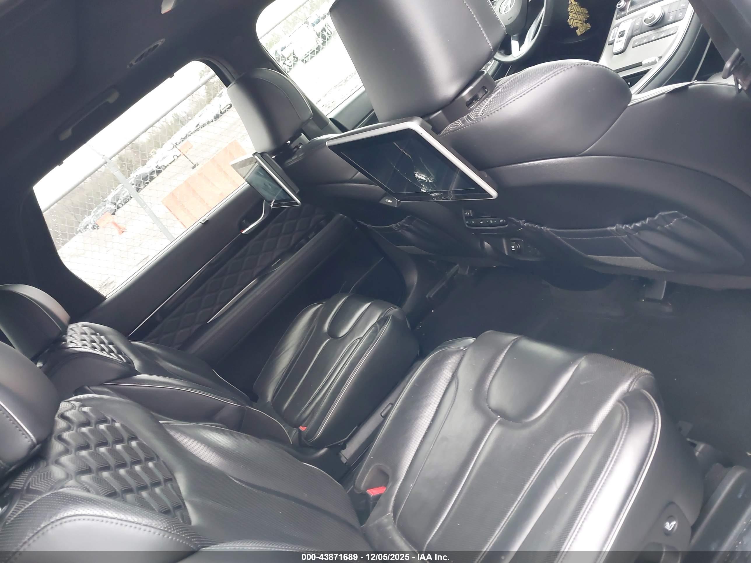HYUNDAI PALISADE image 8