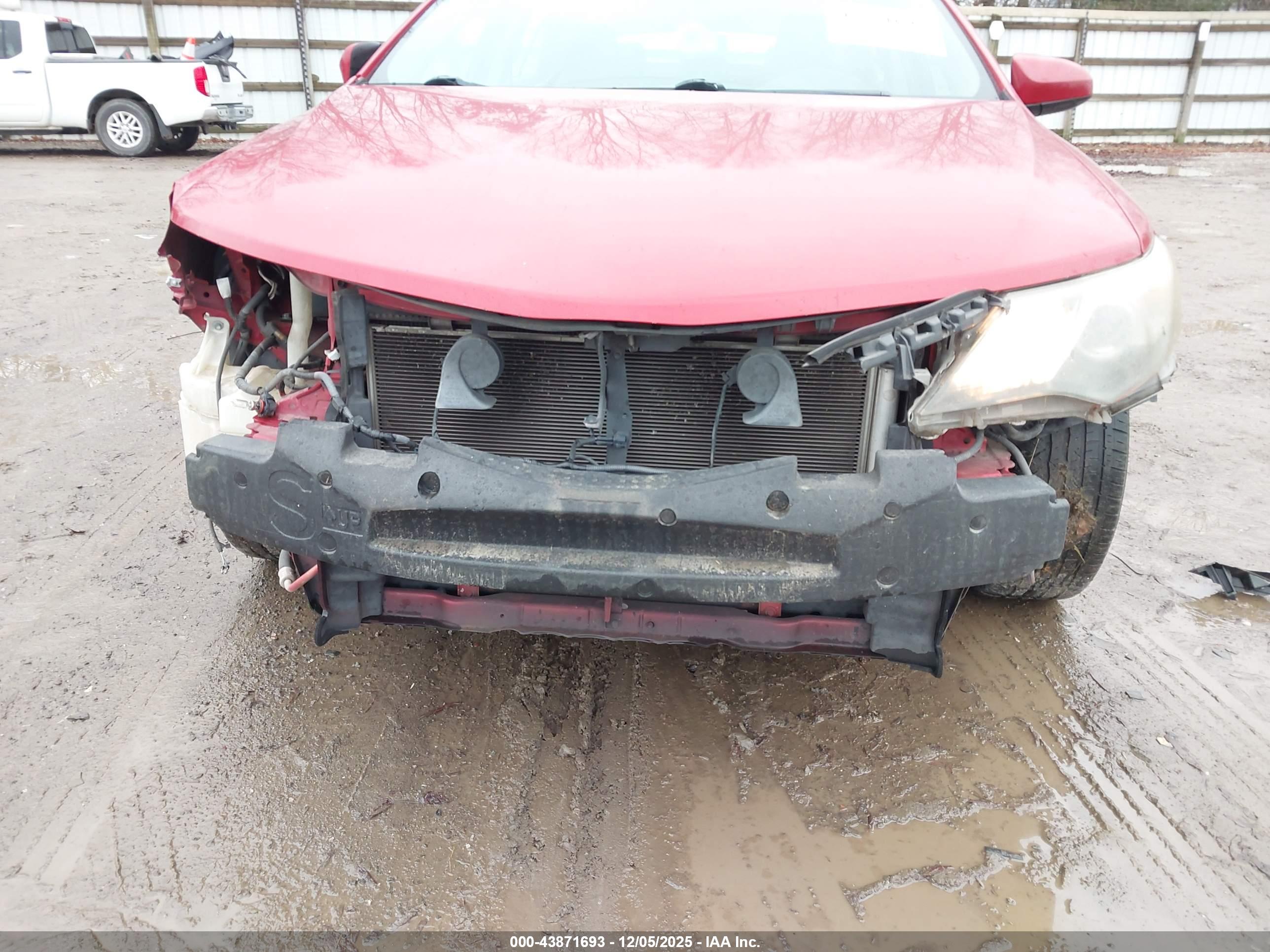 TOYOTA CAMRY image 6