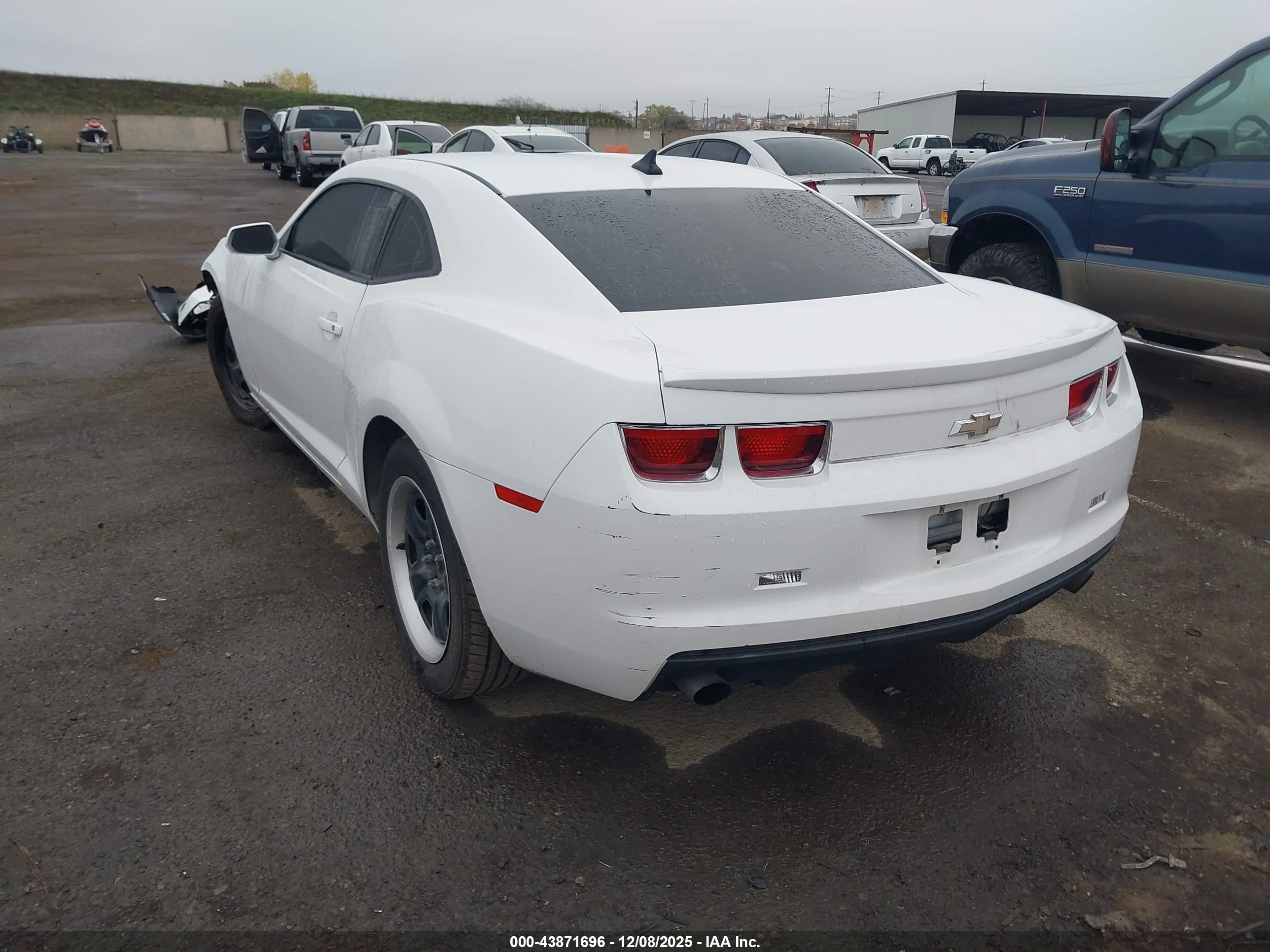 CHEVROLET CAMARO image 3