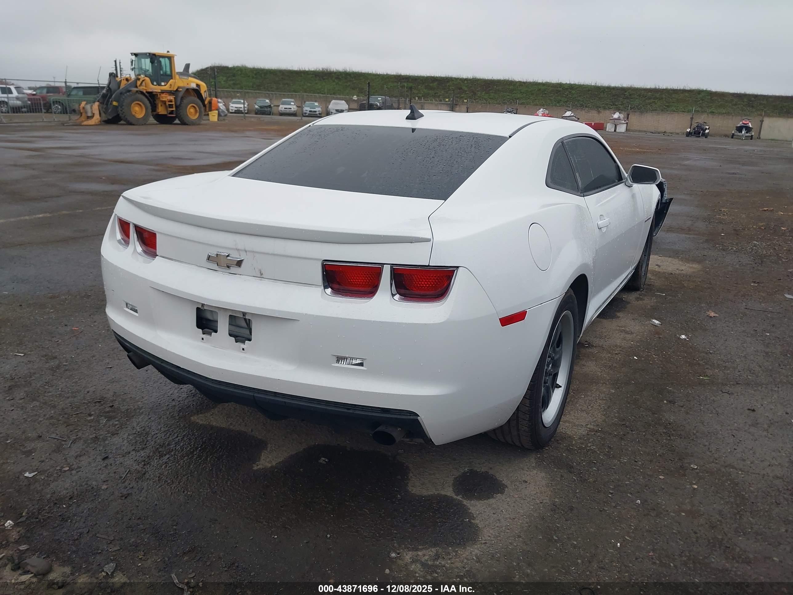 CHEVROLET CAMARO image 4
