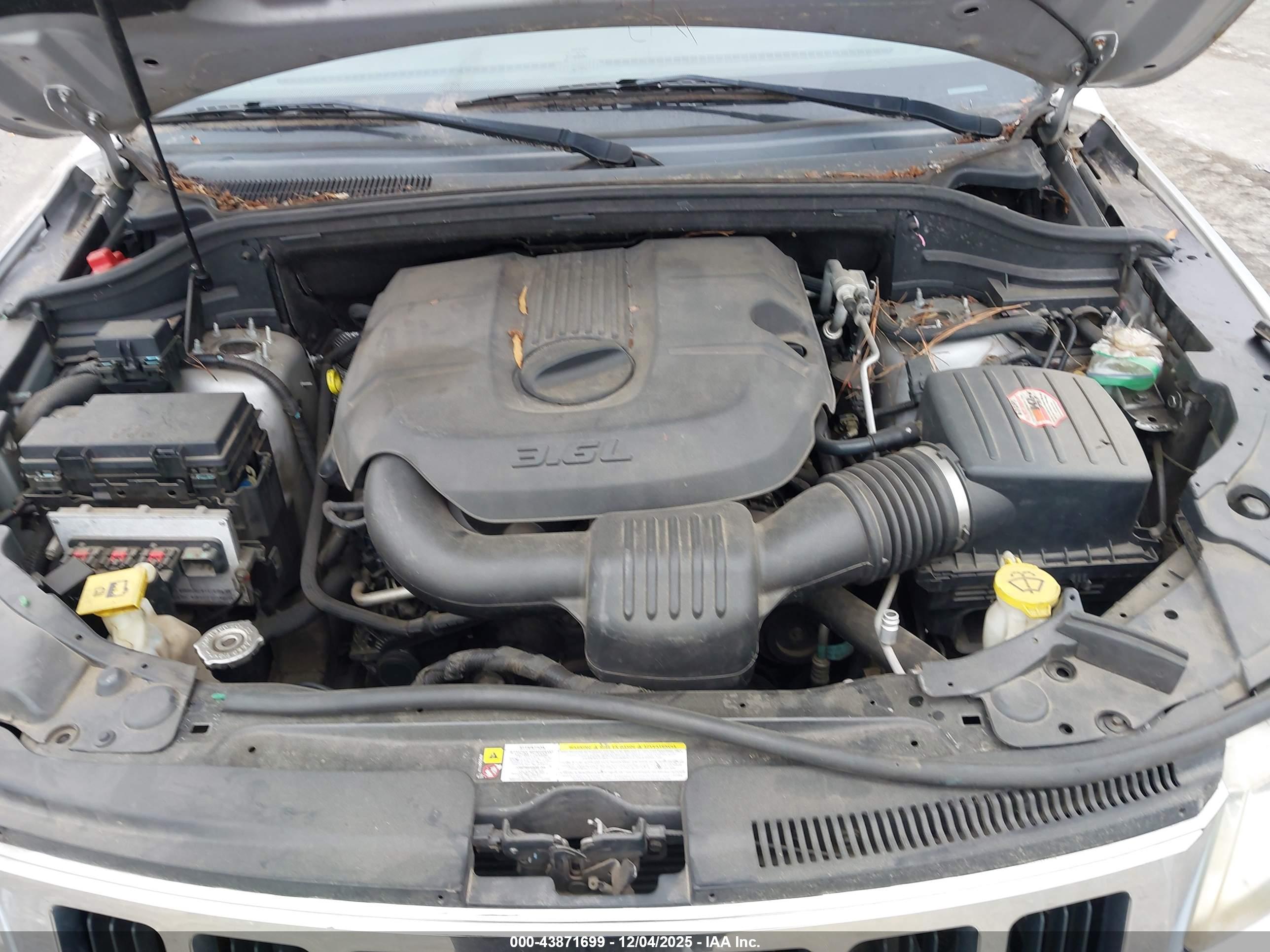 JEEP GRAND image 10