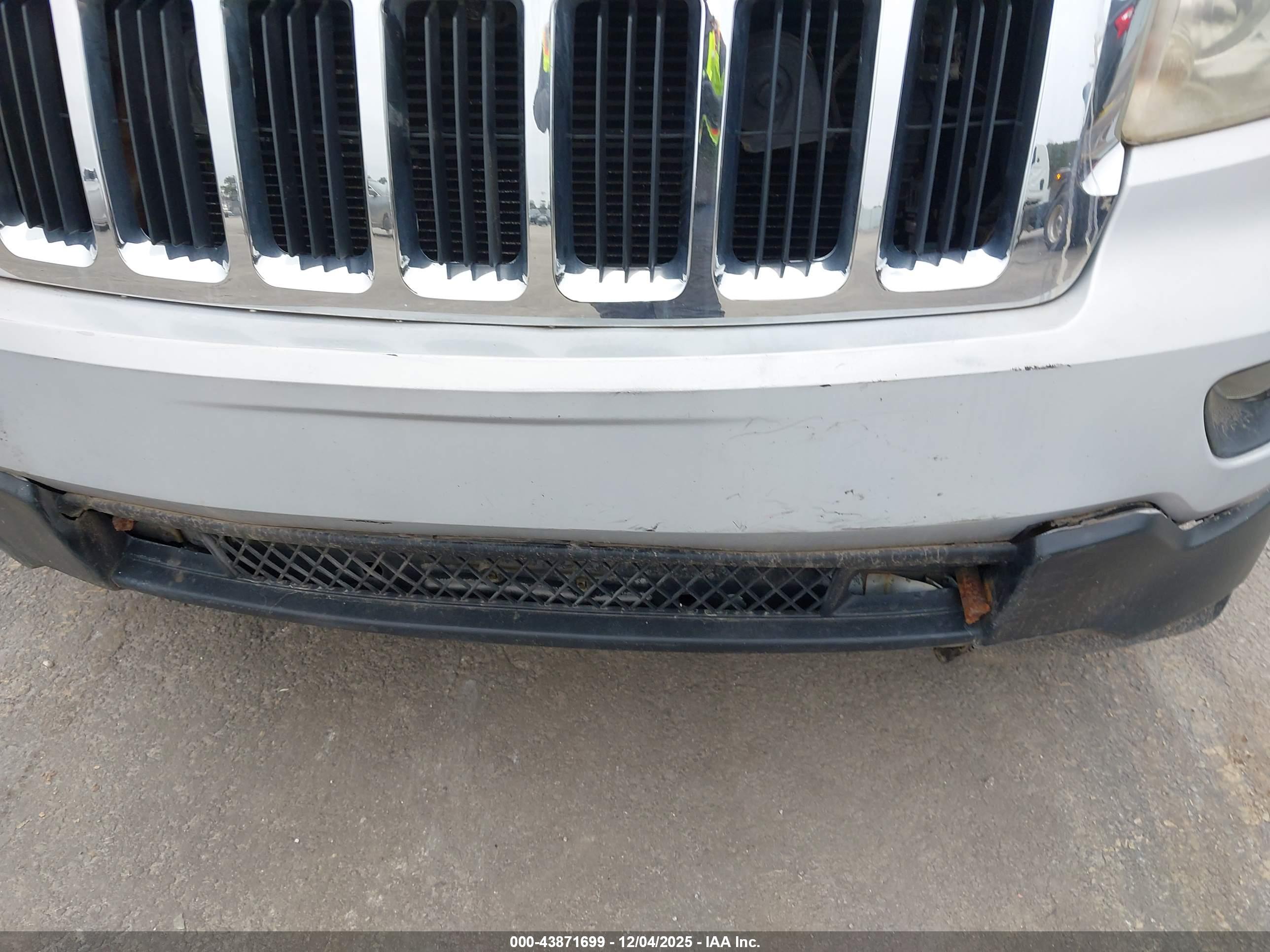JEEP GRAND image 6