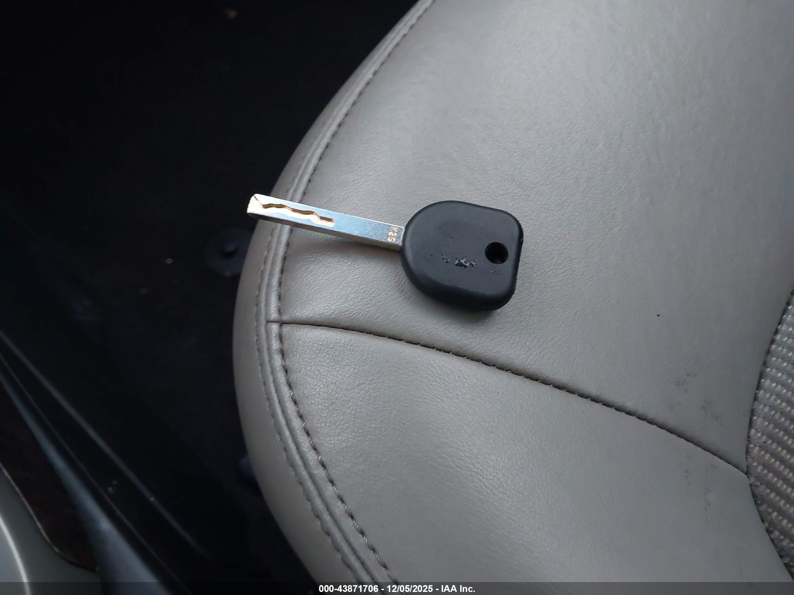 BUICK VERANO image 11