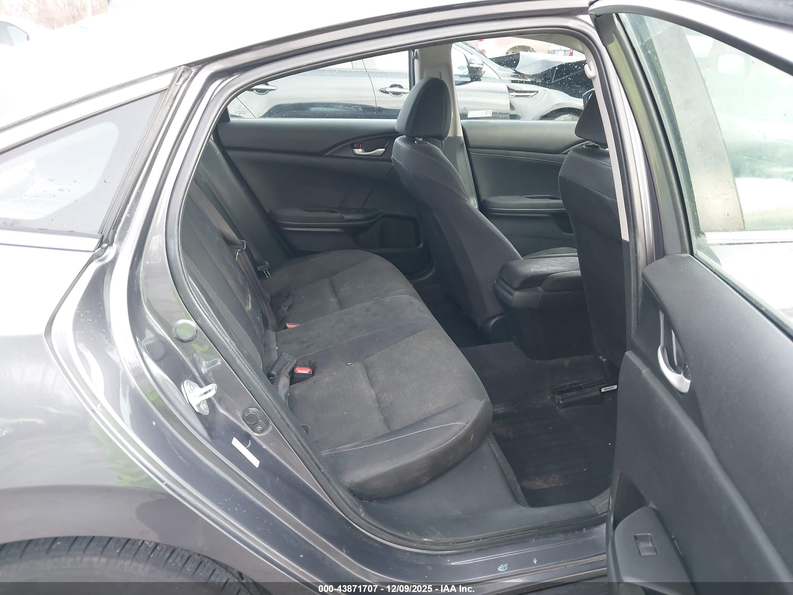 HONDA INSIGHT image 8