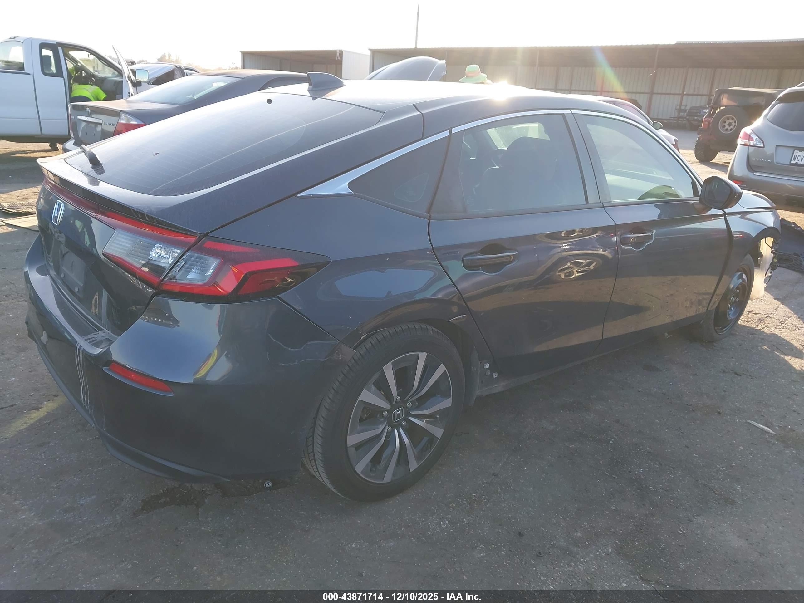 HONDA CIVIC image 4