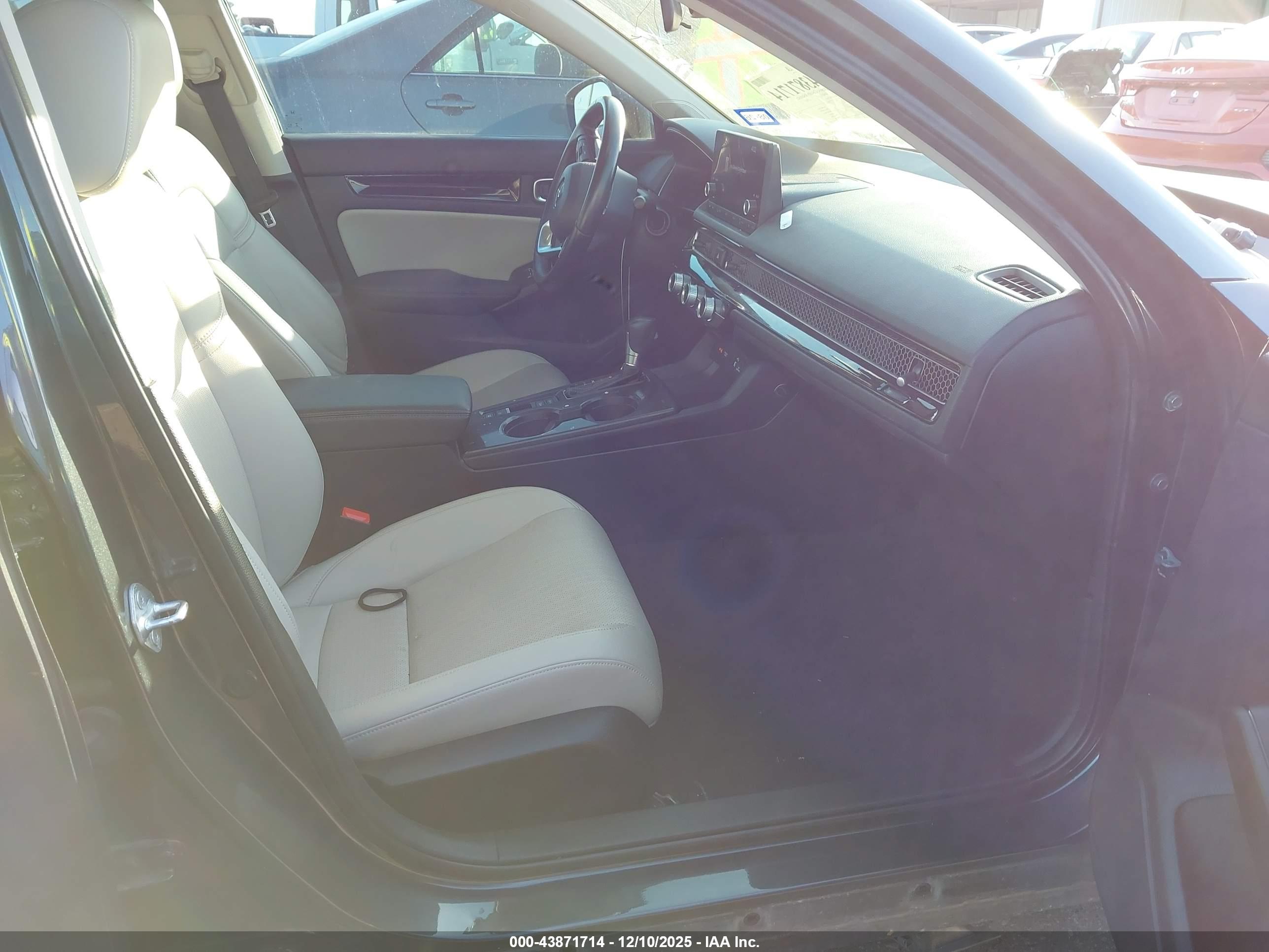 HONDA CIVIC image 5