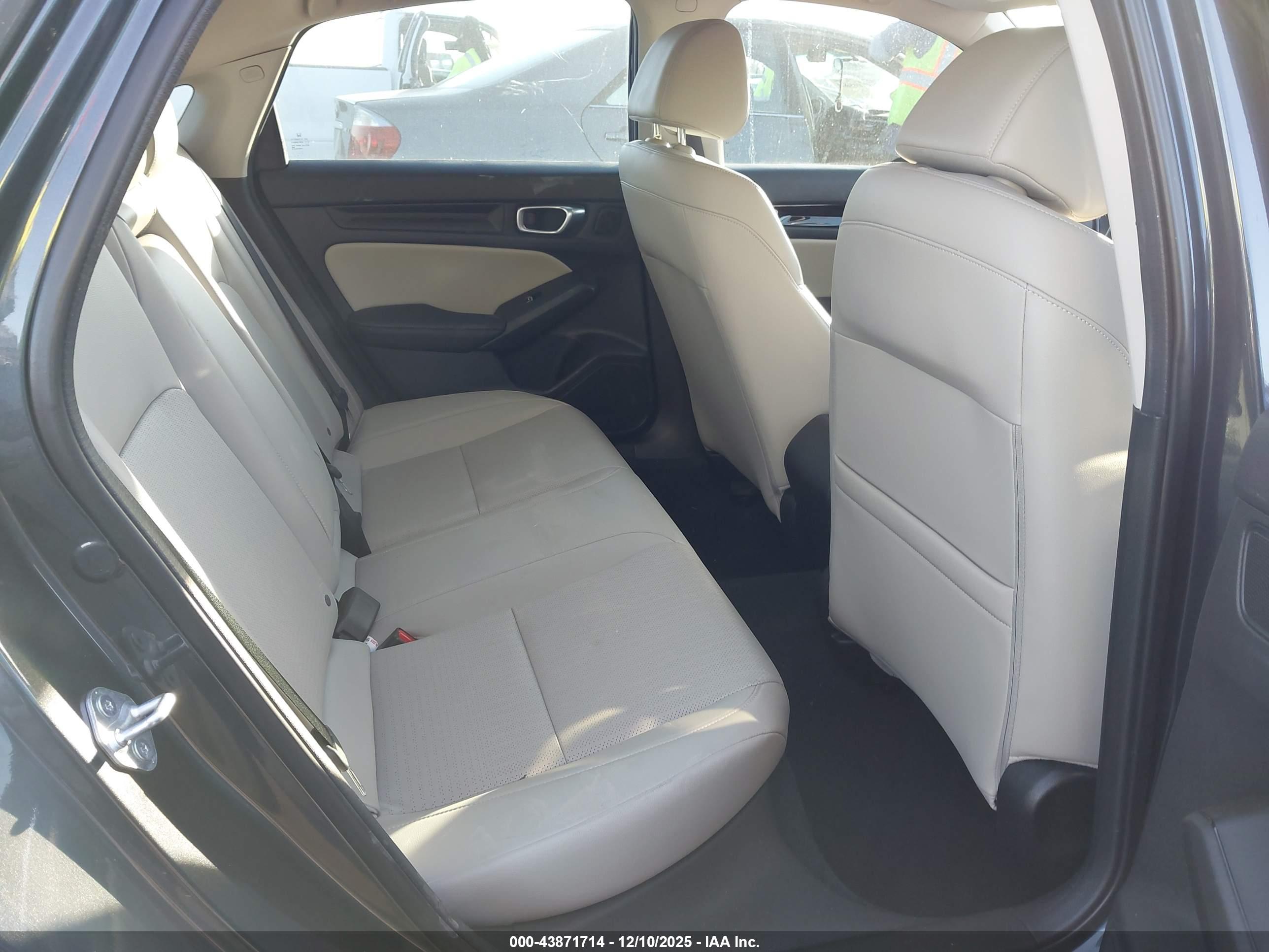 HONDA CIVIC image 8