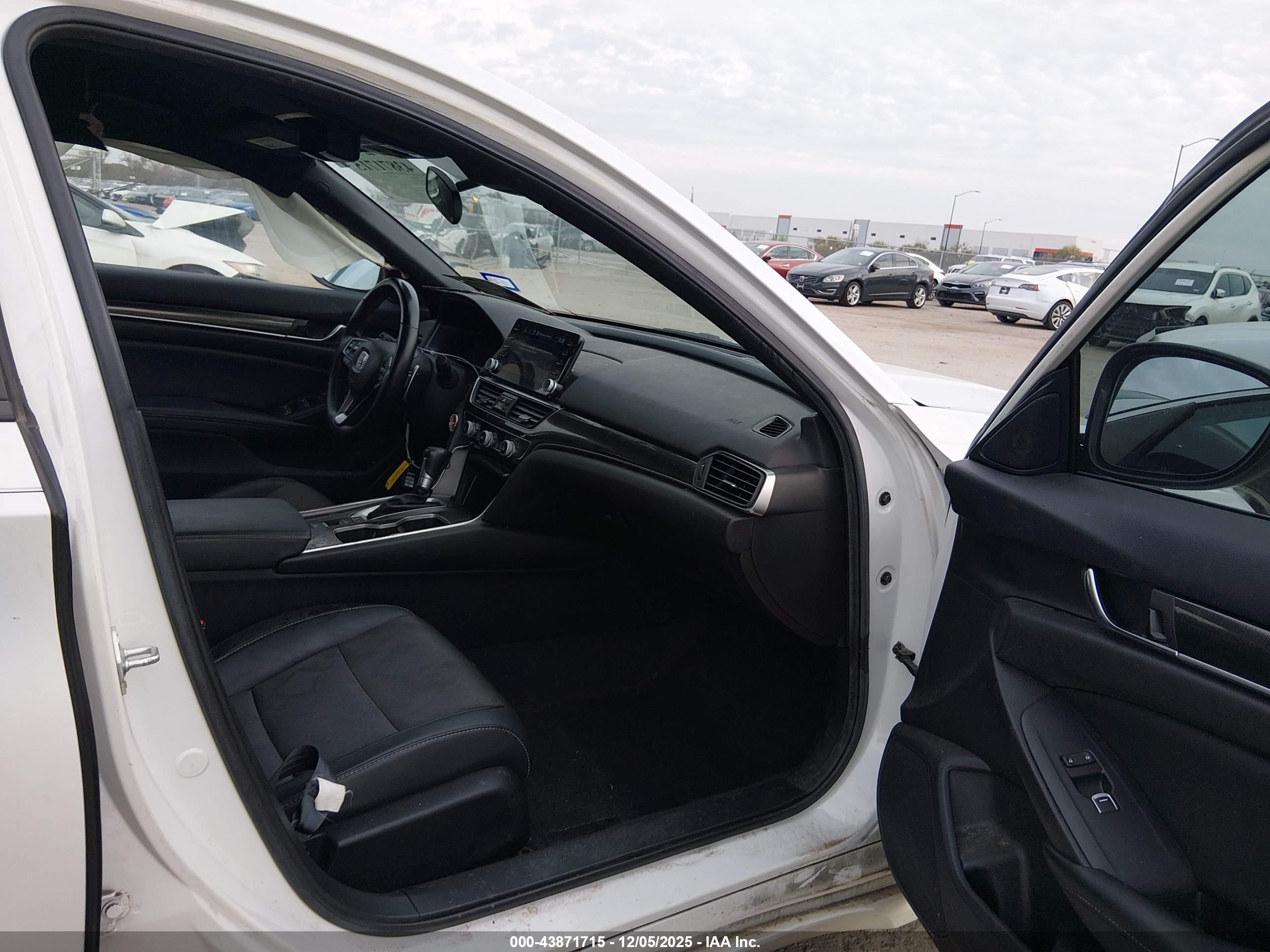 HONDA ACCORD image 5