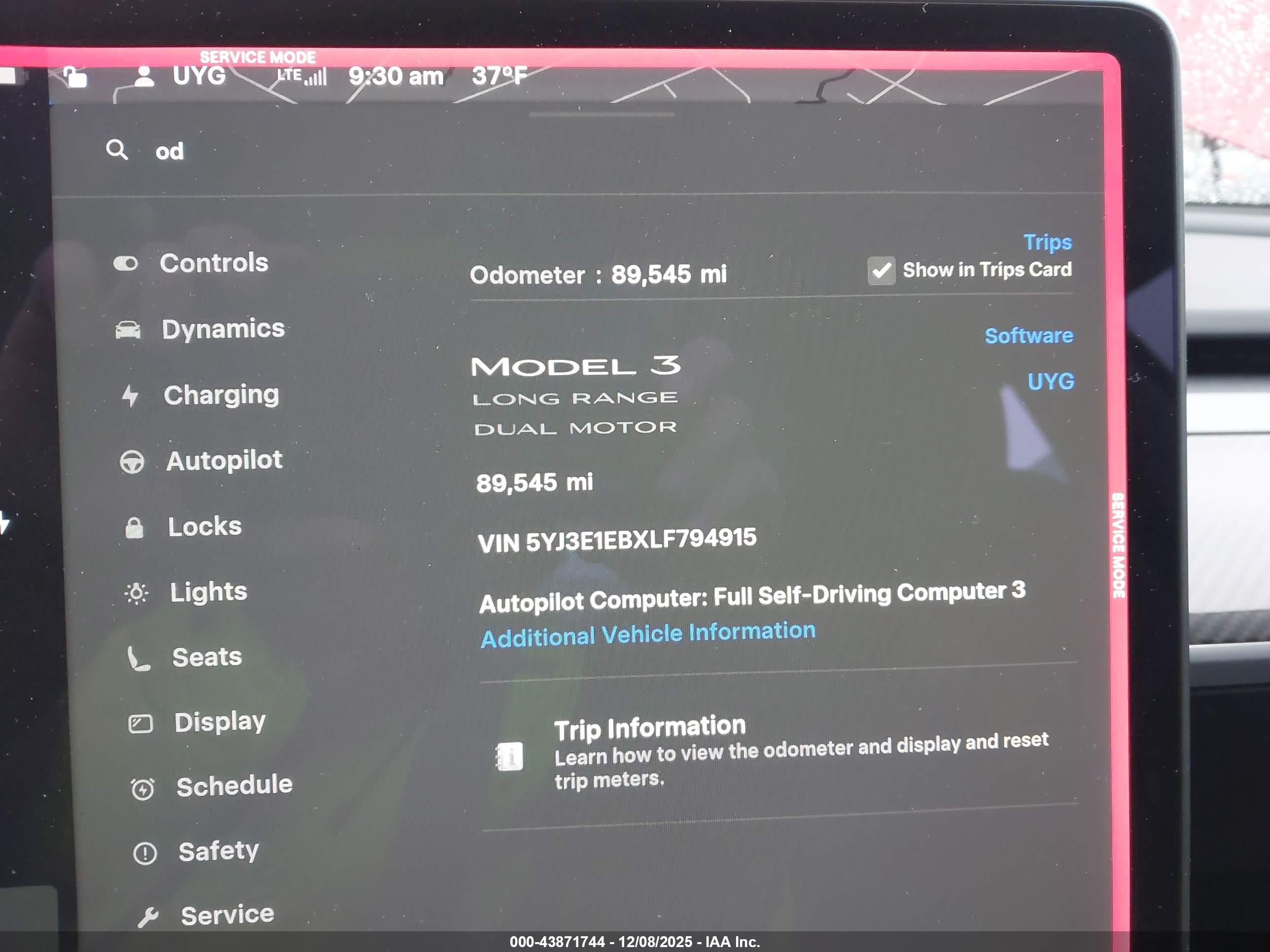 TESLA MODEL image 7