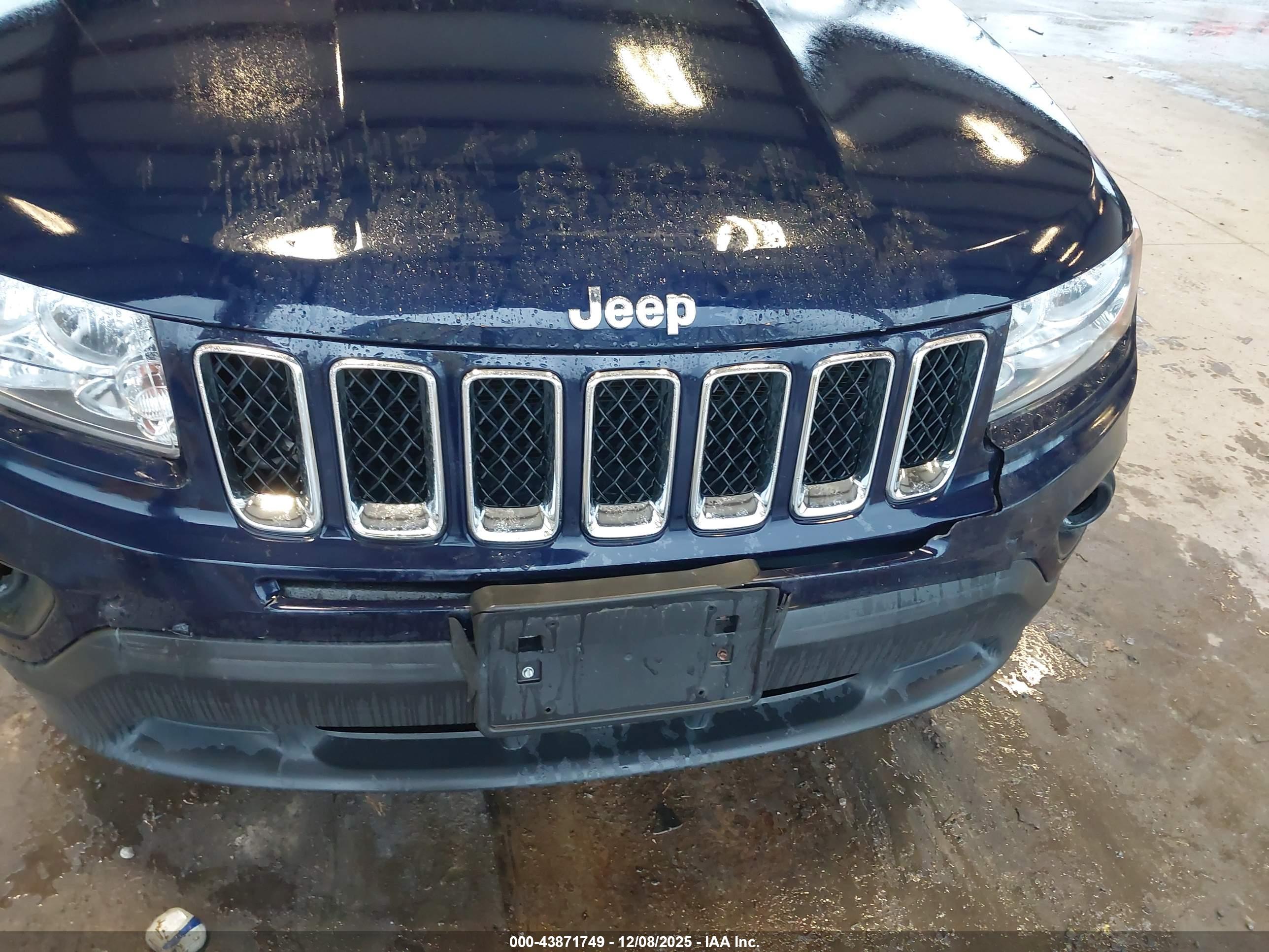 JEEP COMPASS image 6