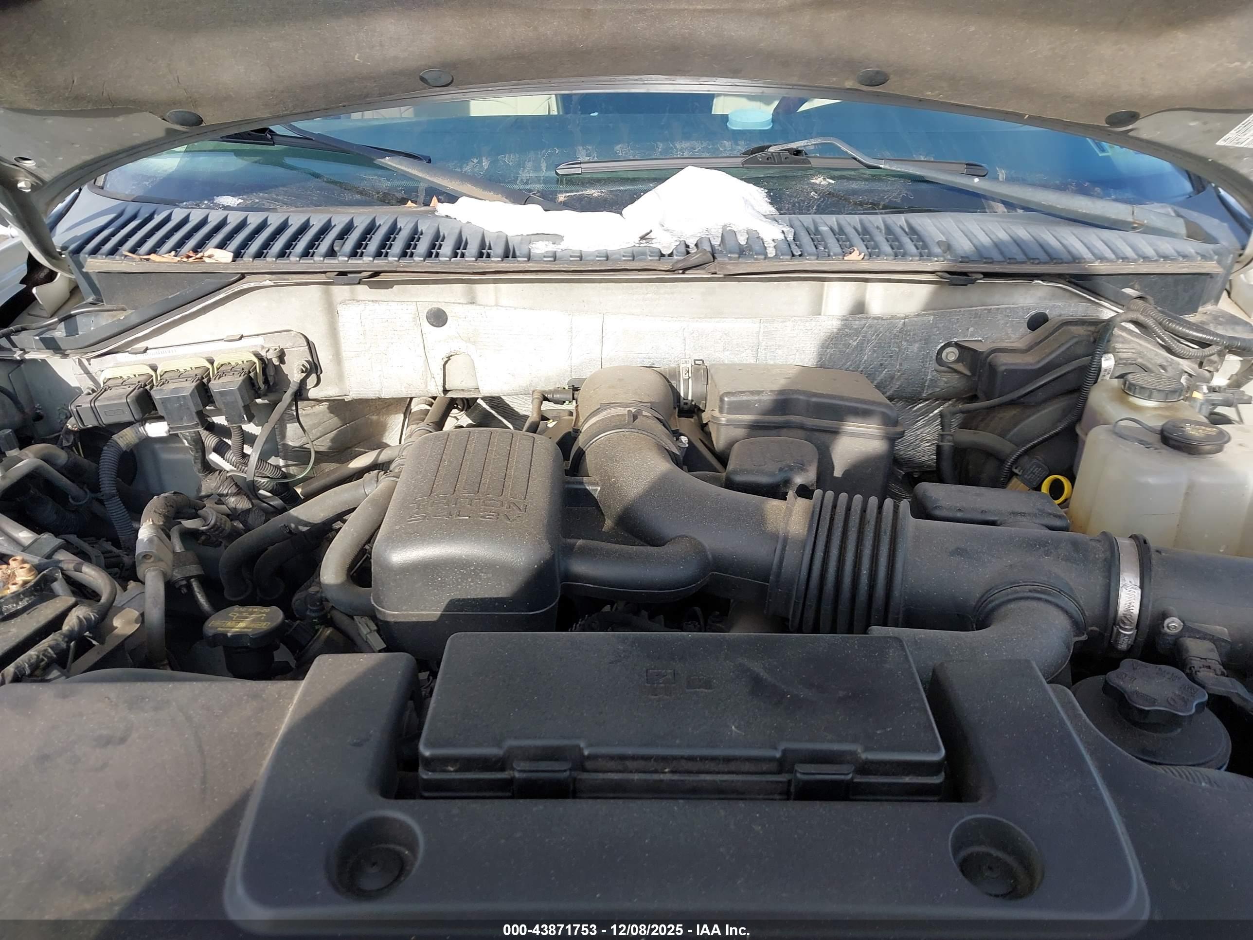FORD EXPEDITION image 10