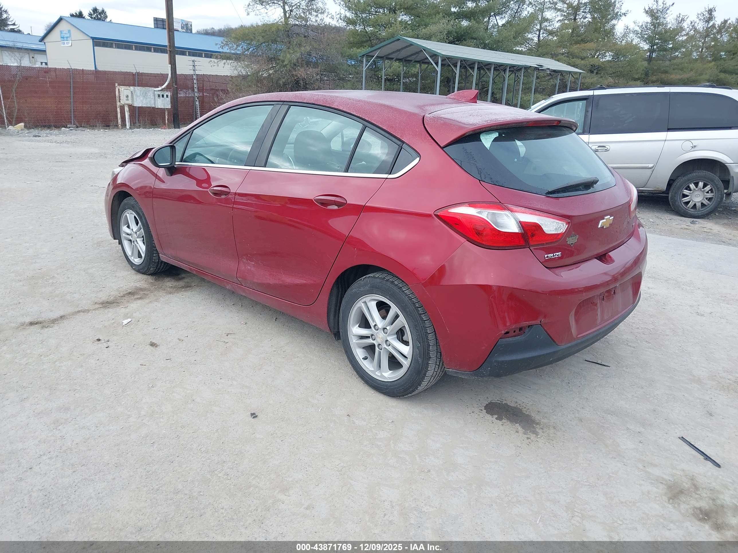 CHEVROLET CRUZE image 3