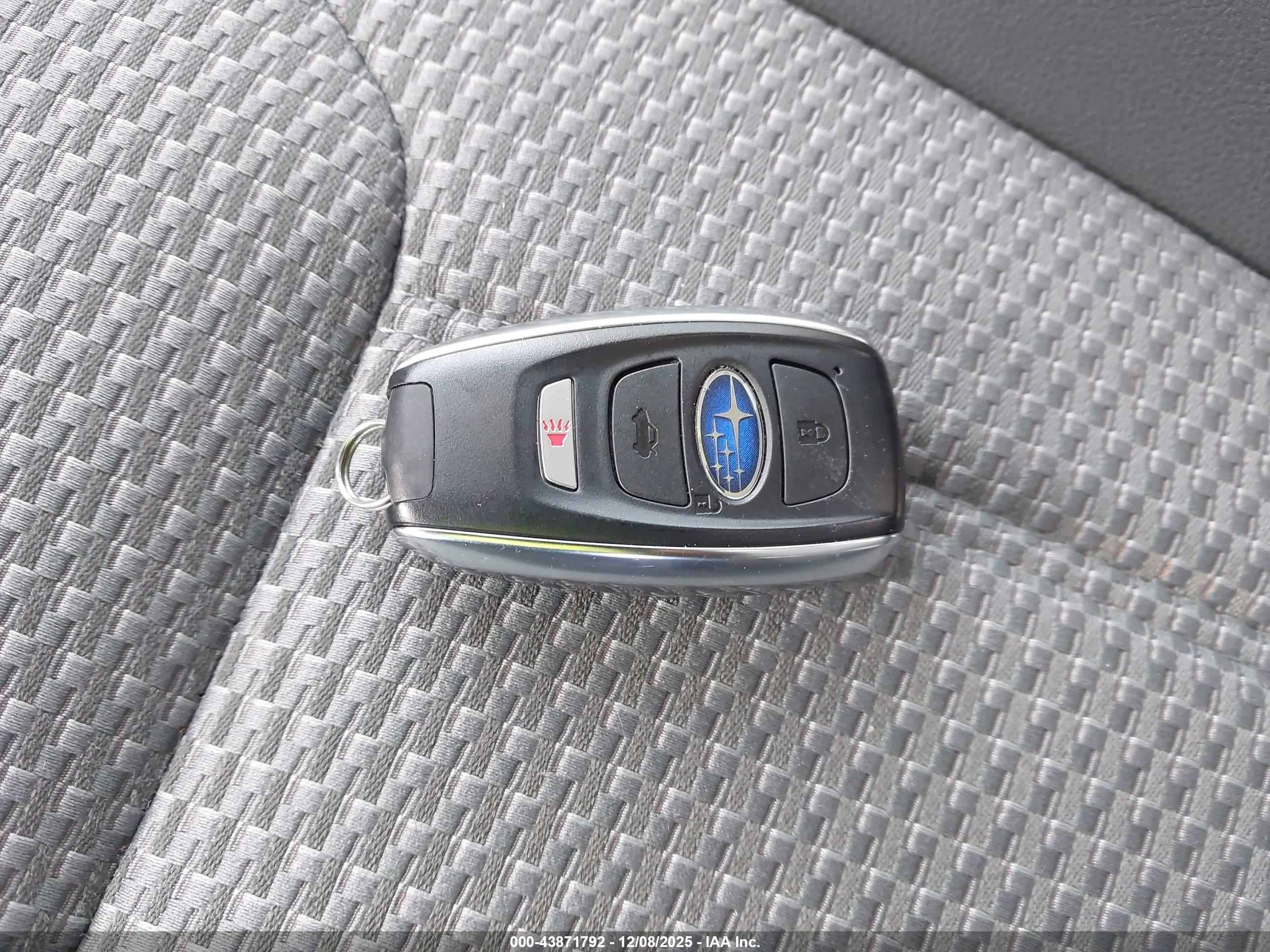 SUBARU FORESTER image 11