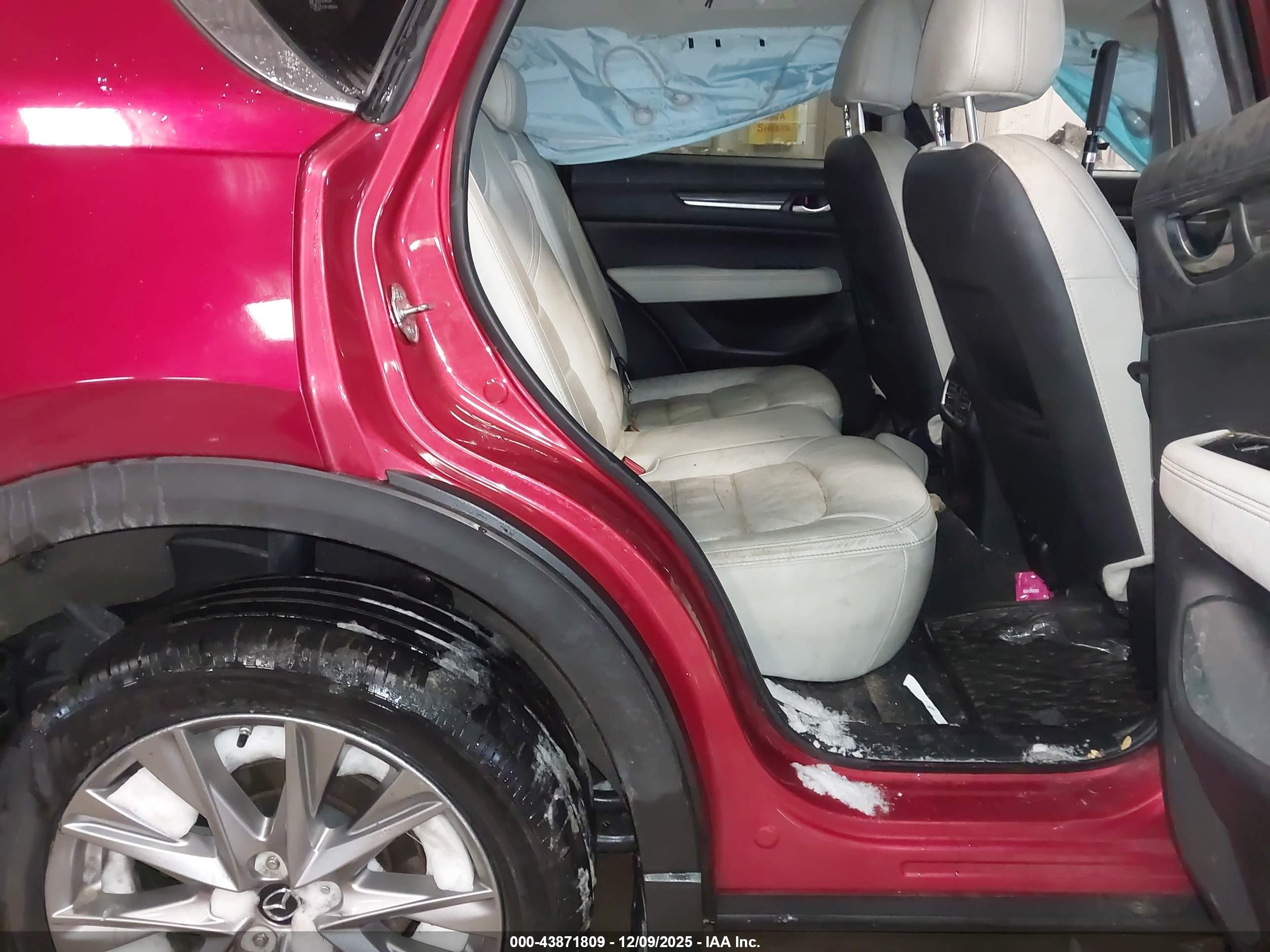 MAZDA CX-5 image 8