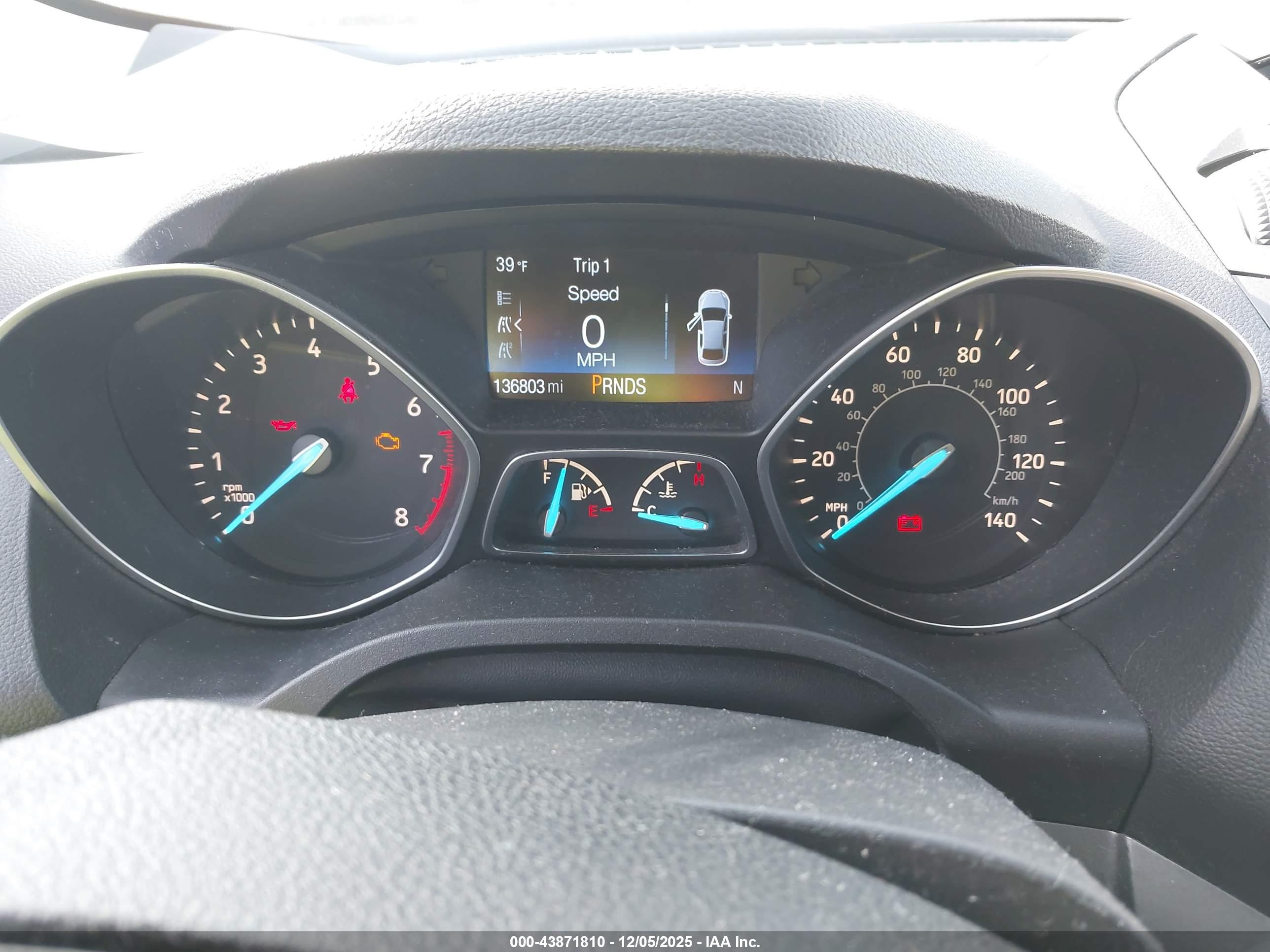 FORD ESCAPE image 7