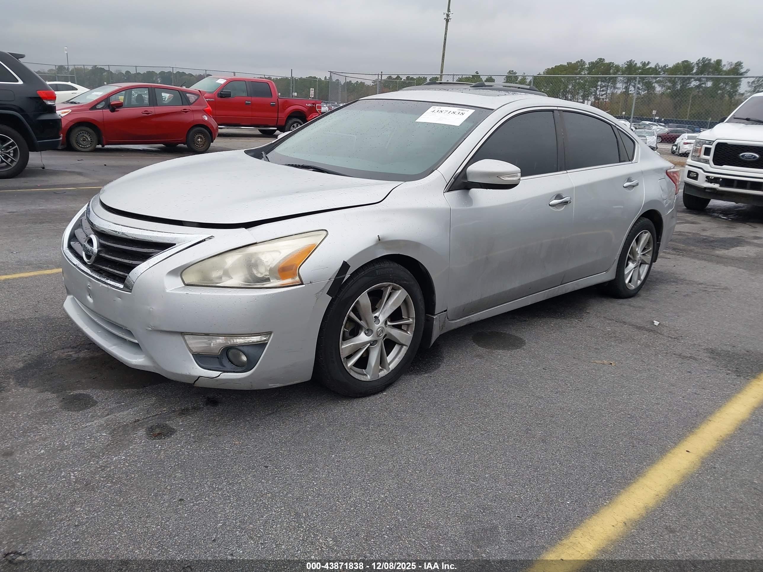 NISSAN ALTIMA image 2