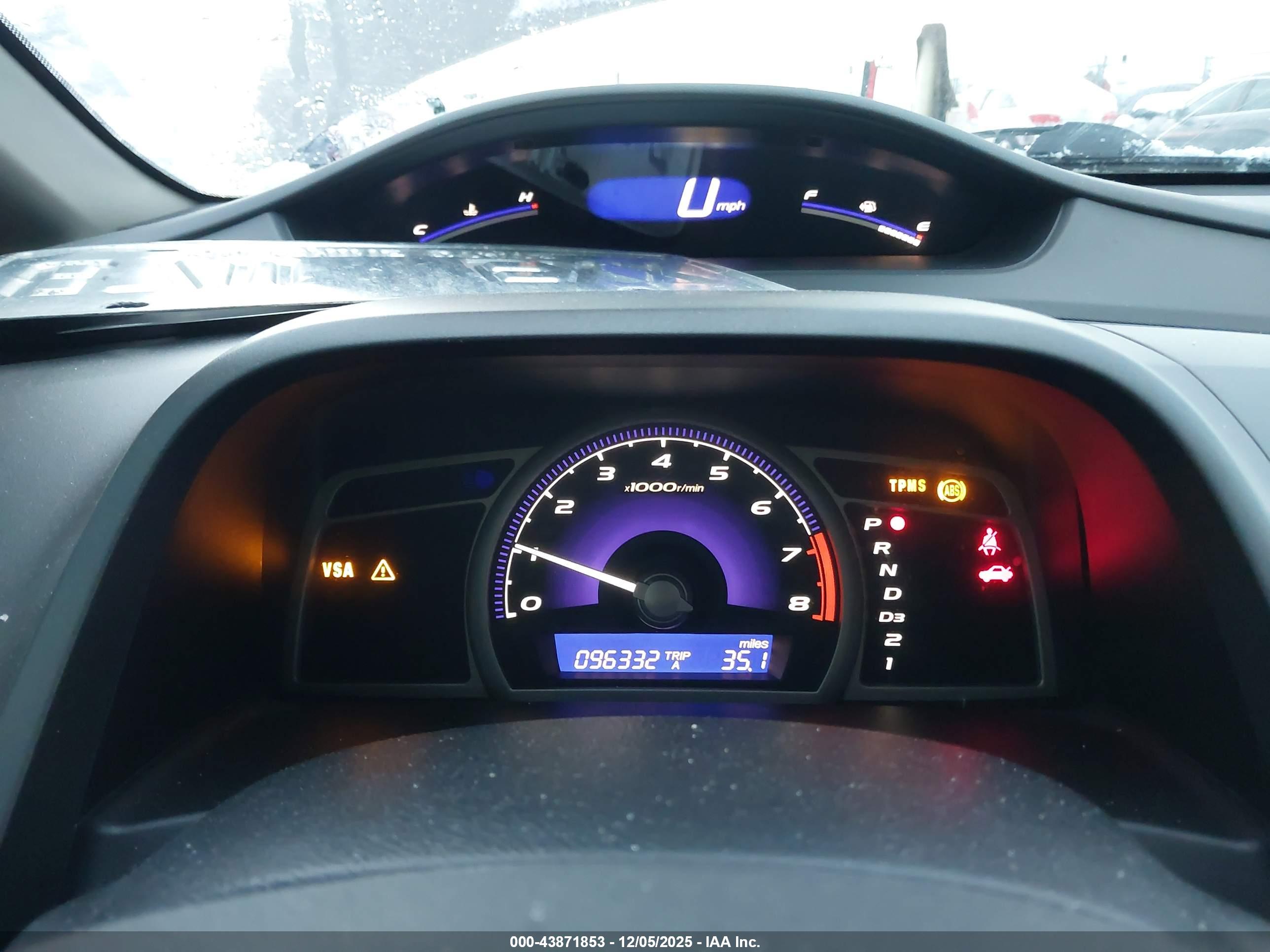 HONDA CIVIC image 7