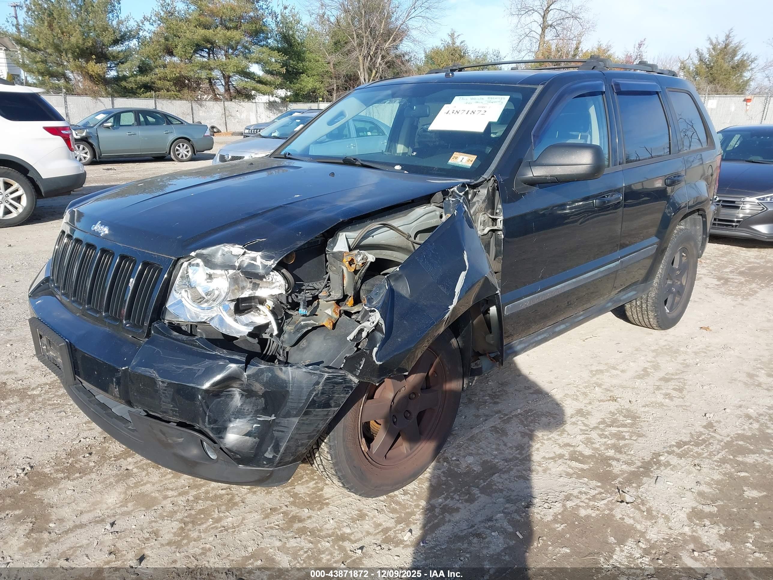 JEEP GRAND image 2