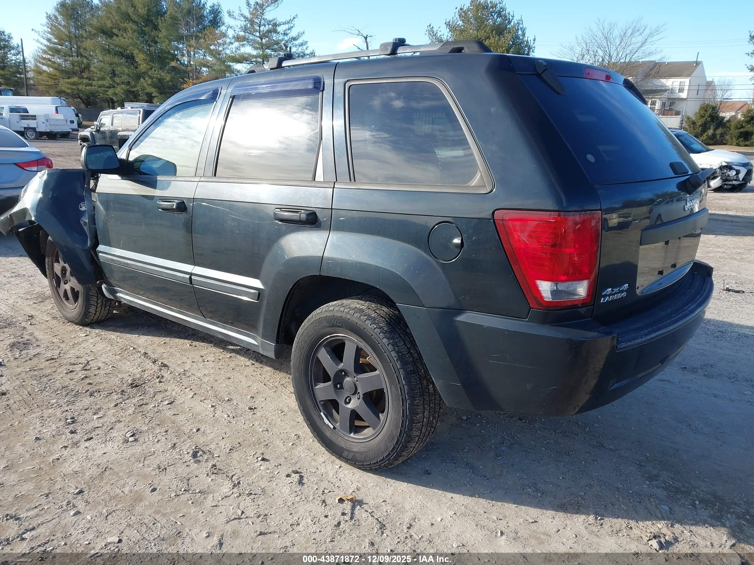 JEEP GRAND image 3