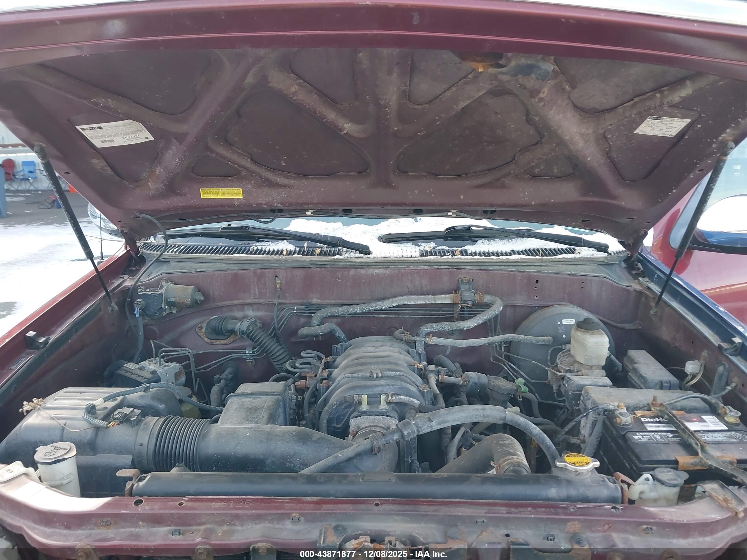 TOYOTA TUNDRA image 10