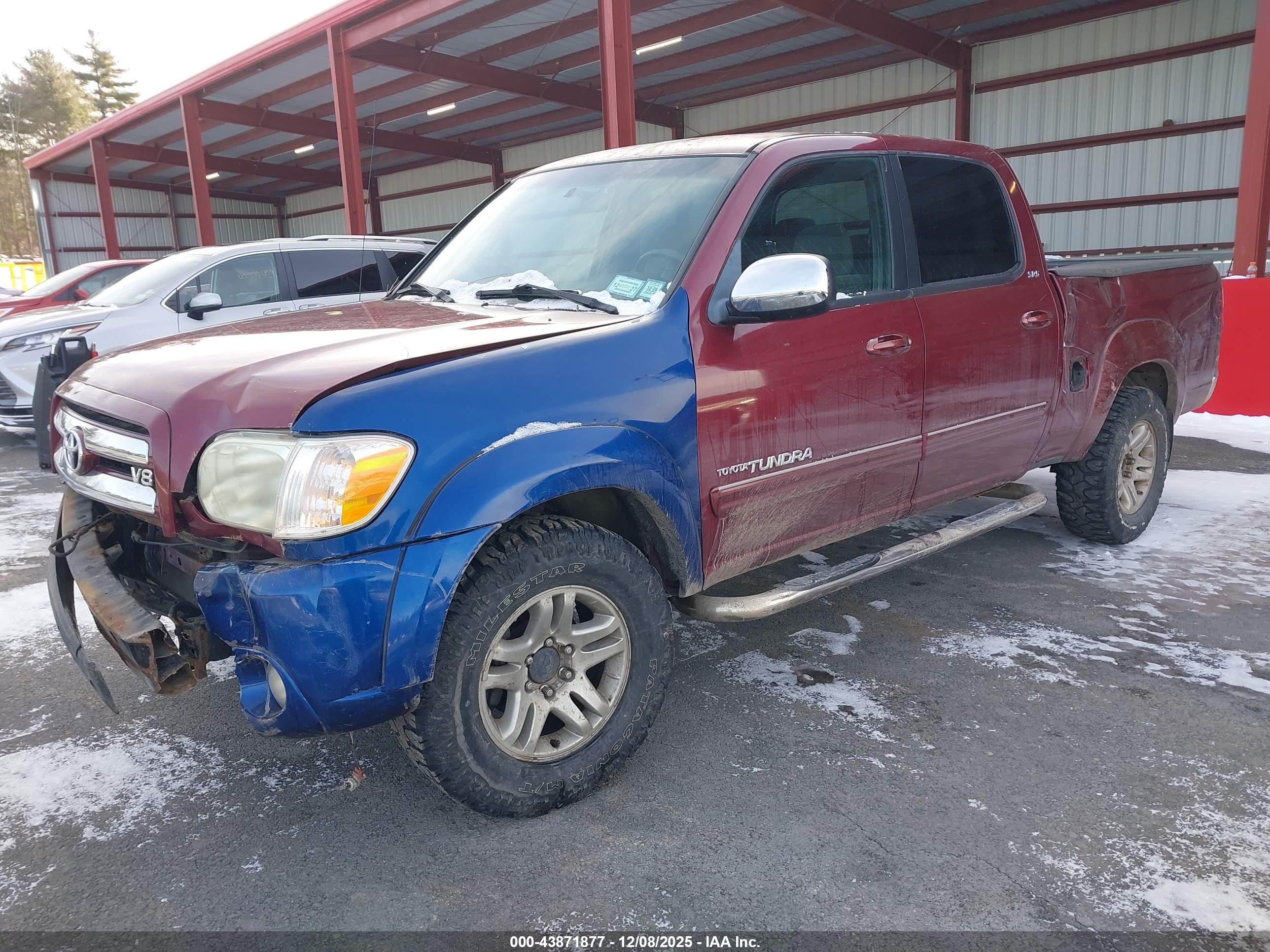 TOYOTA TUNDRA image 2