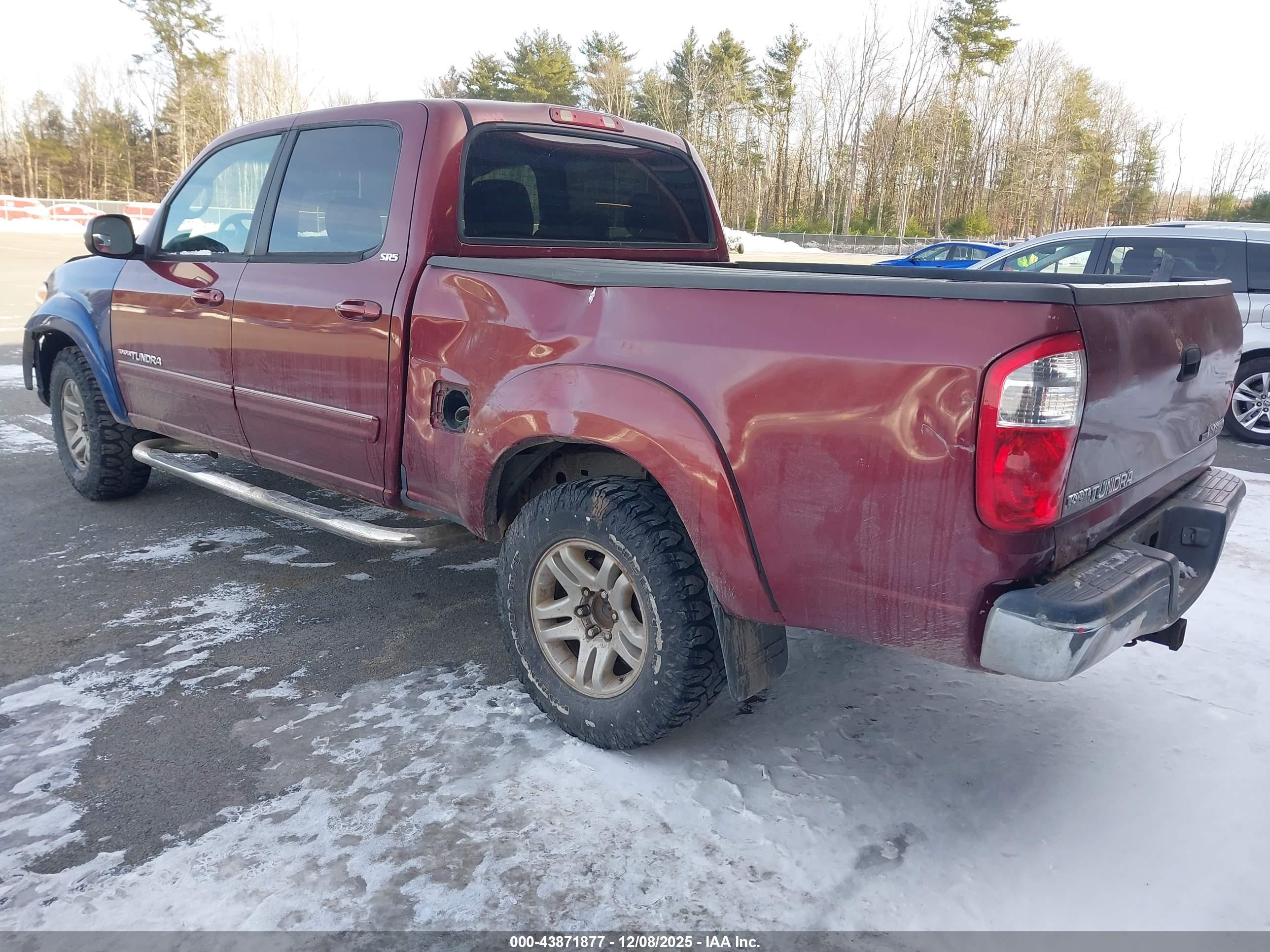 TOYOTA TUNDRA image 3