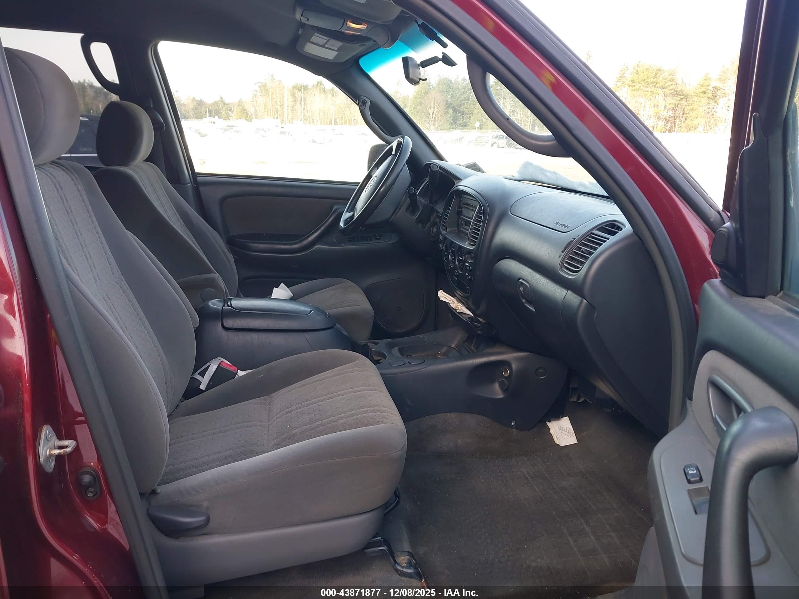 TOYOTA TUNDRA image 5