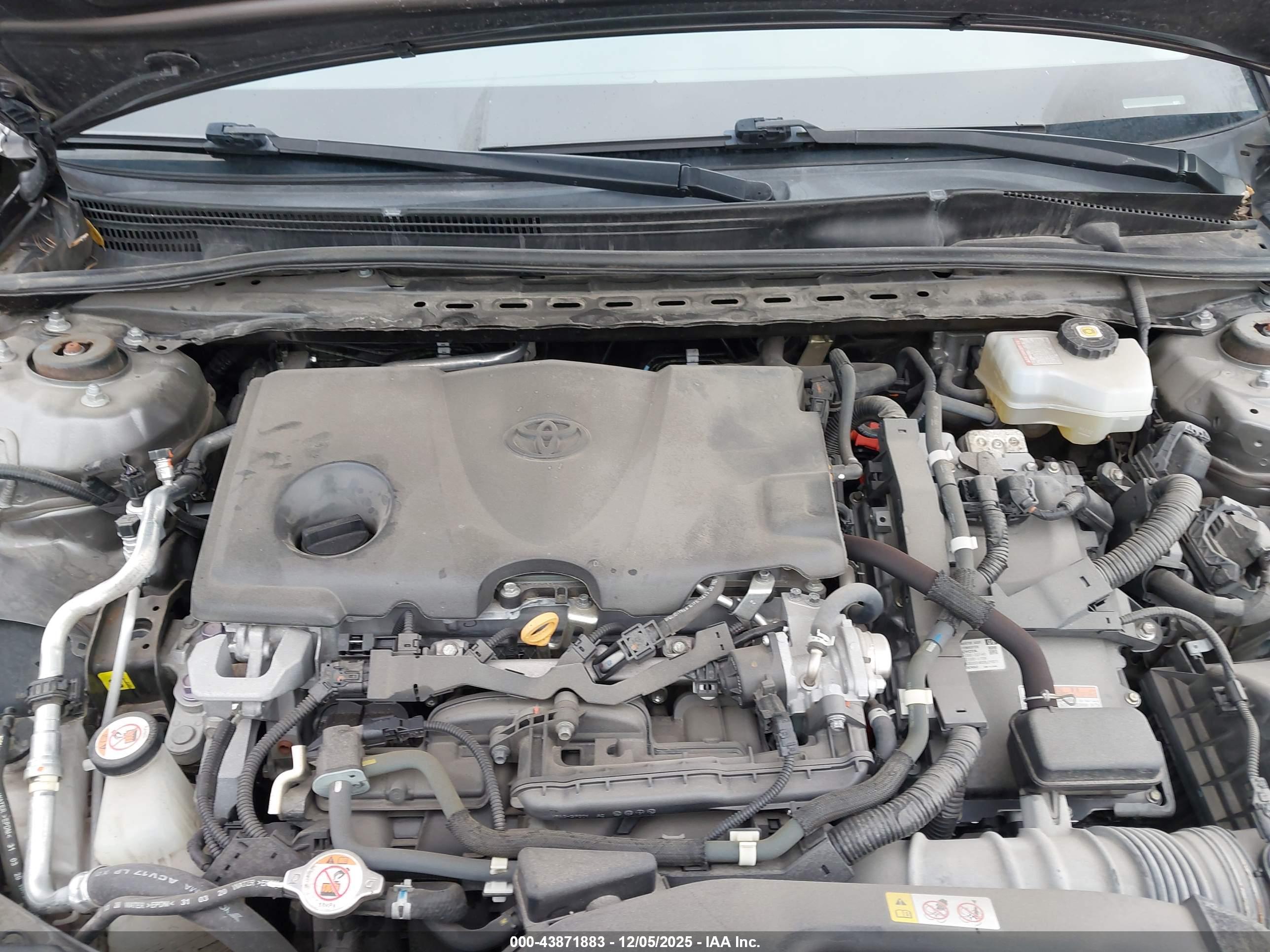 TOYOTA CAMRY image 10