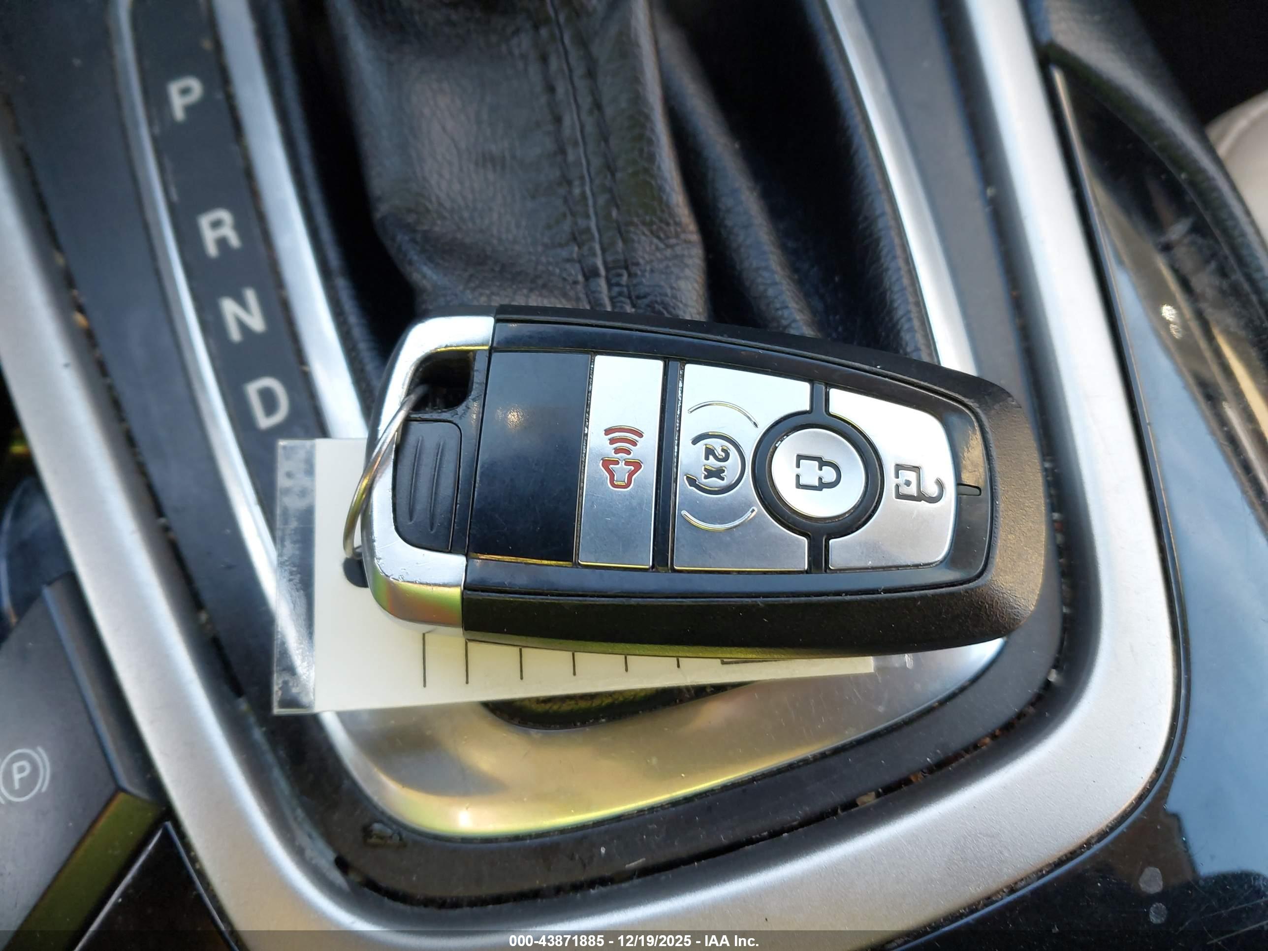 FORD EDGE image 11