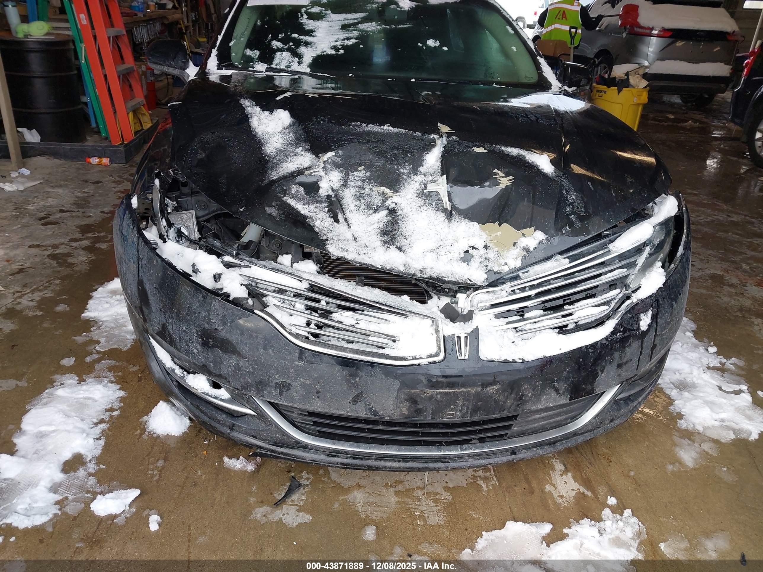 LINCOLN MKZ image 6