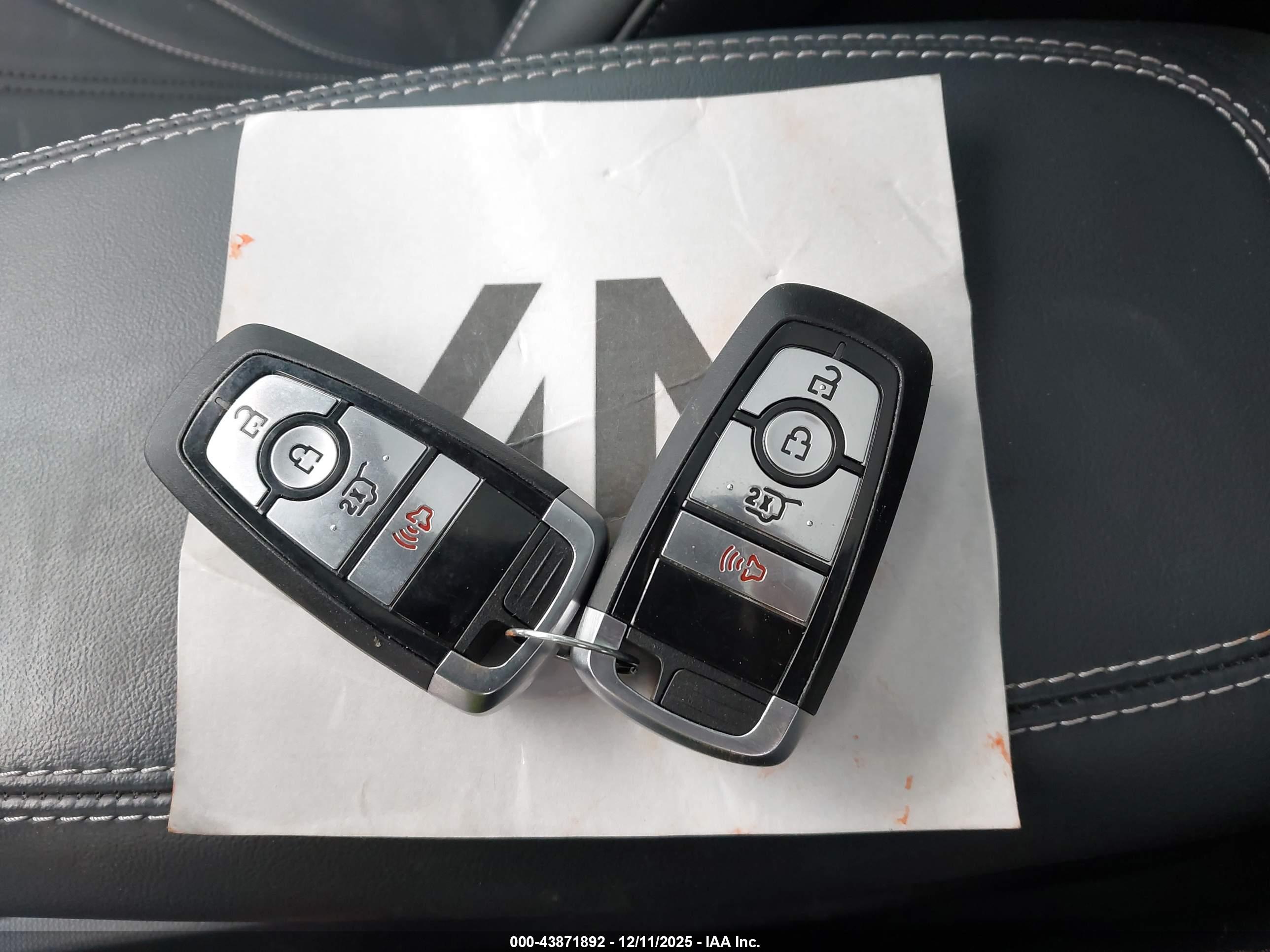 FORD MUSTANG image 11