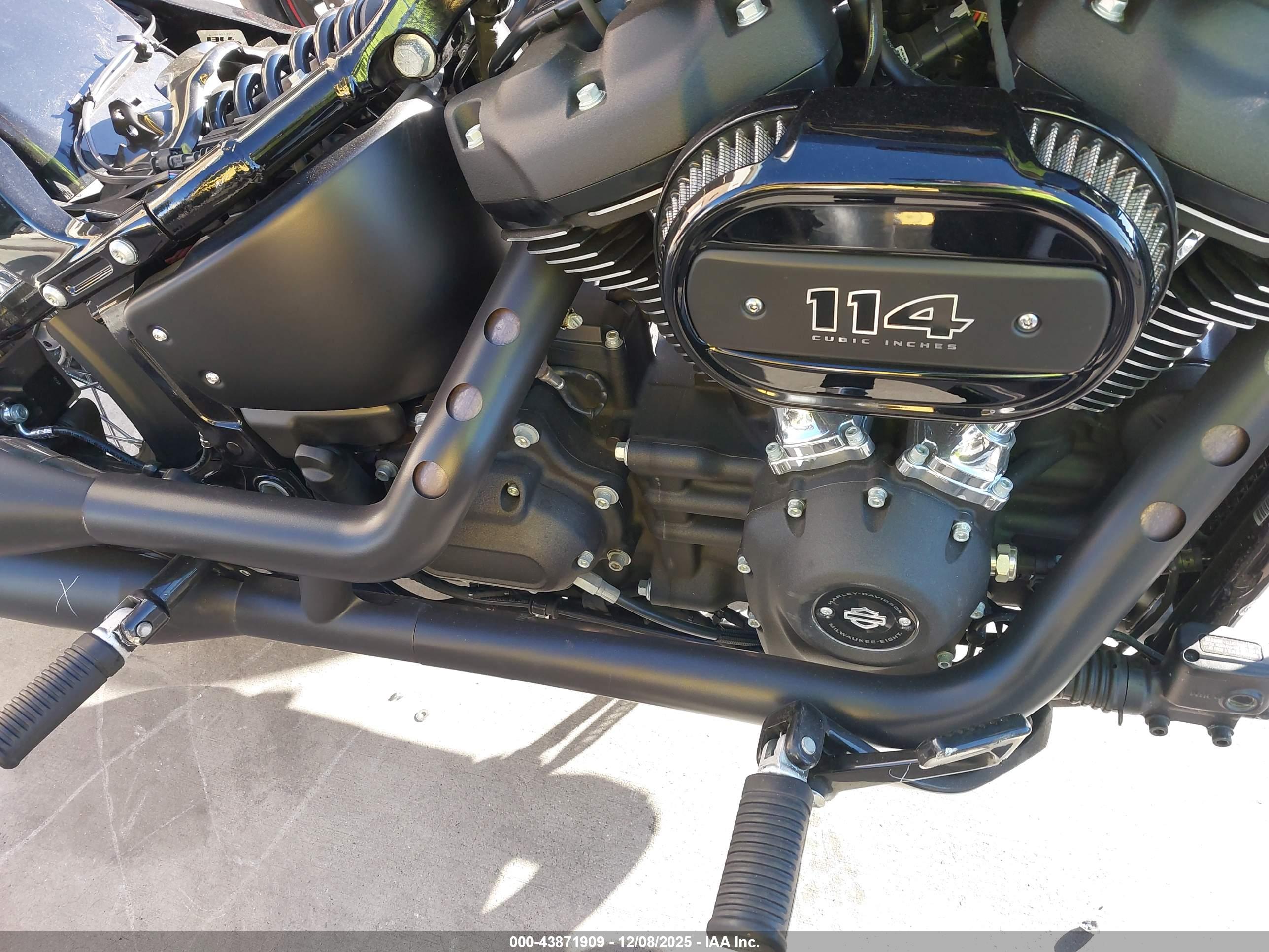 HARLEY-DAVIDSON FXBBS image 8