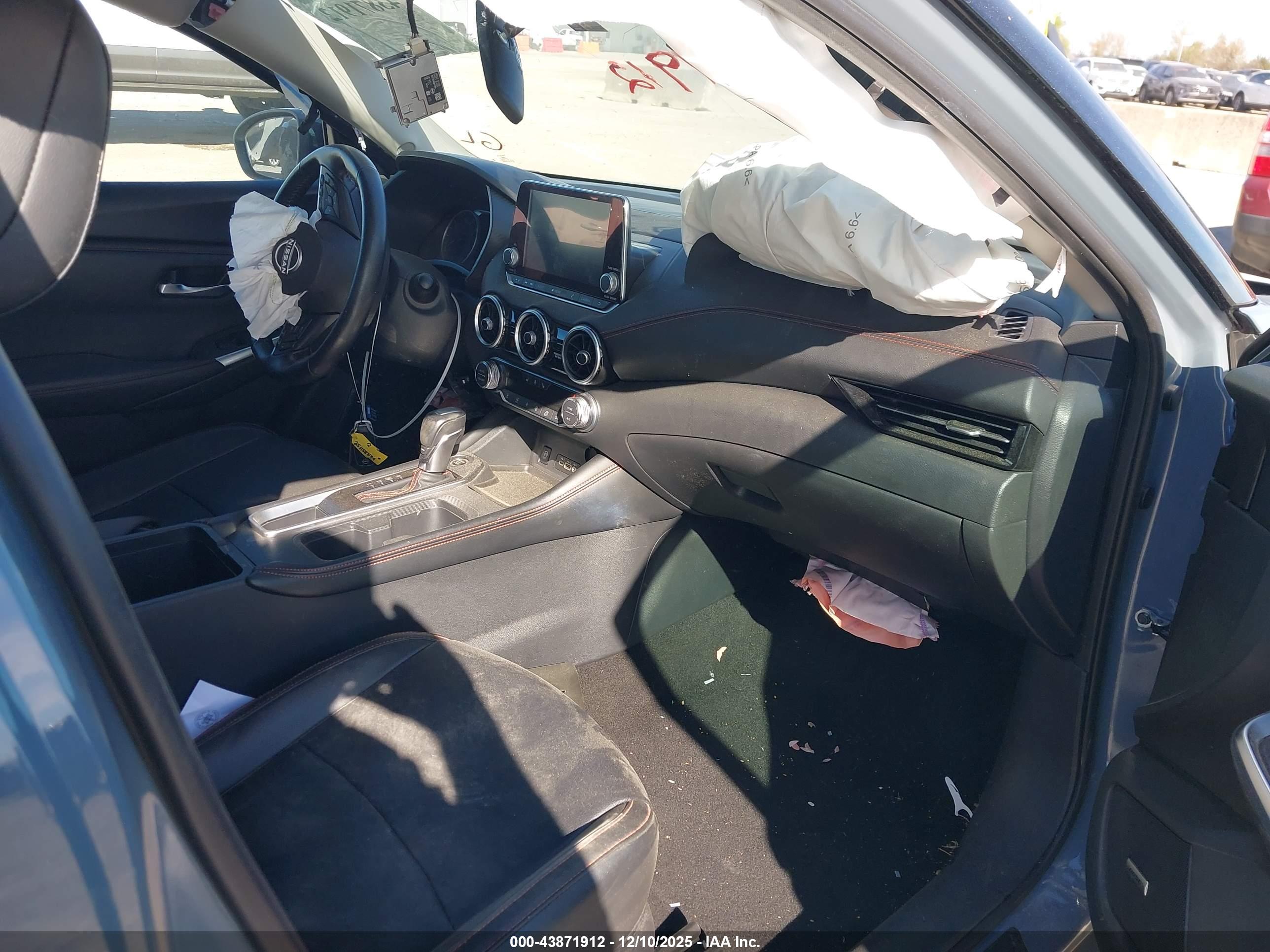 NISSAN SENTRA image 5