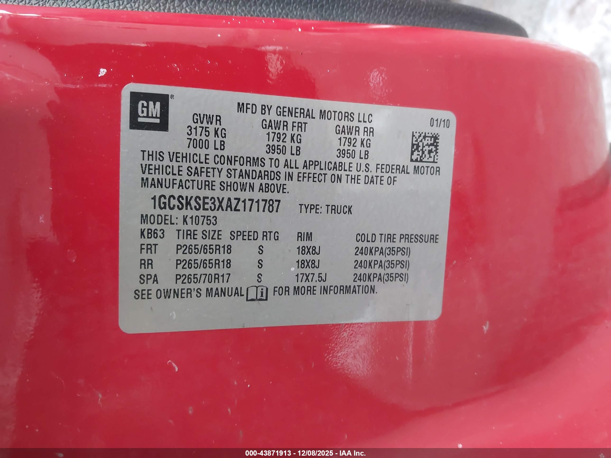 CHEVROLET SILVERADO image 9