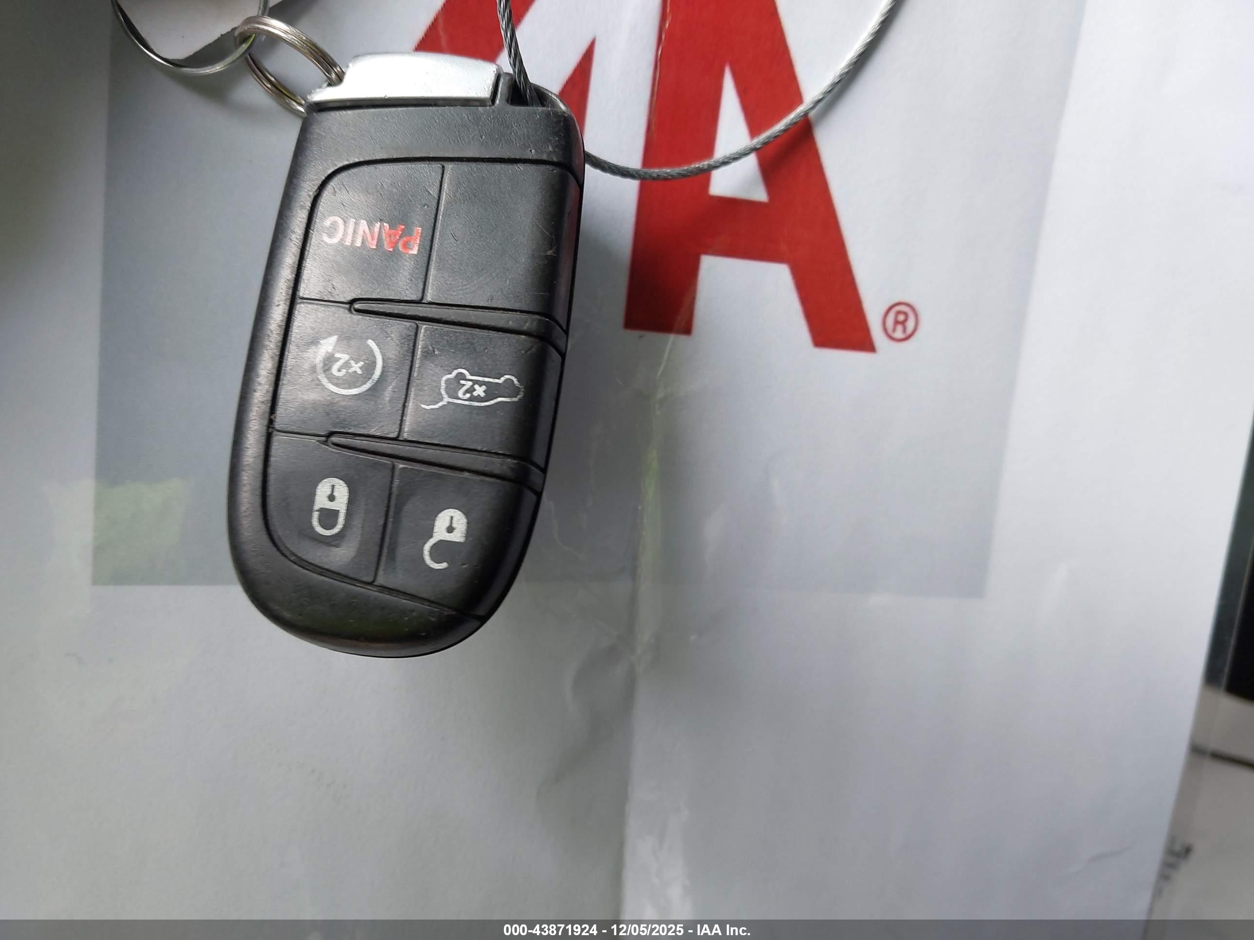 JEEP GRAND image 11