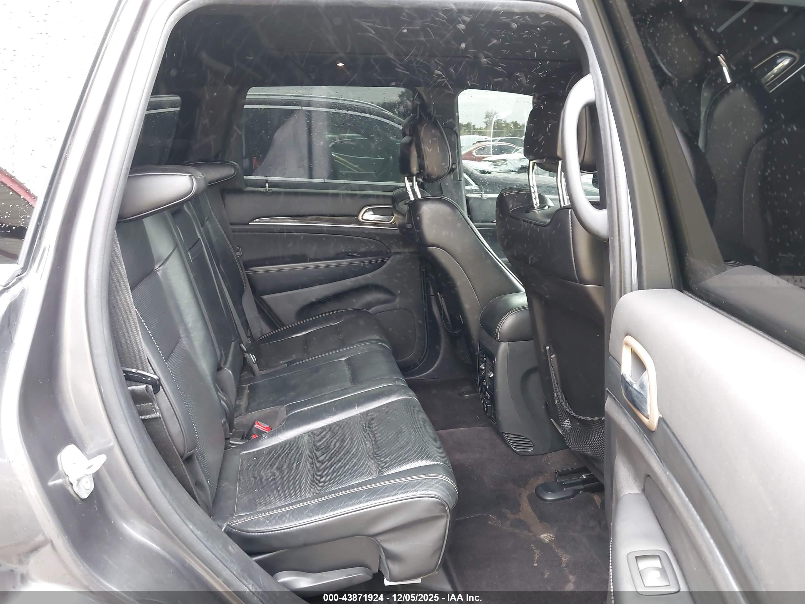 JEEP GRAND image 8