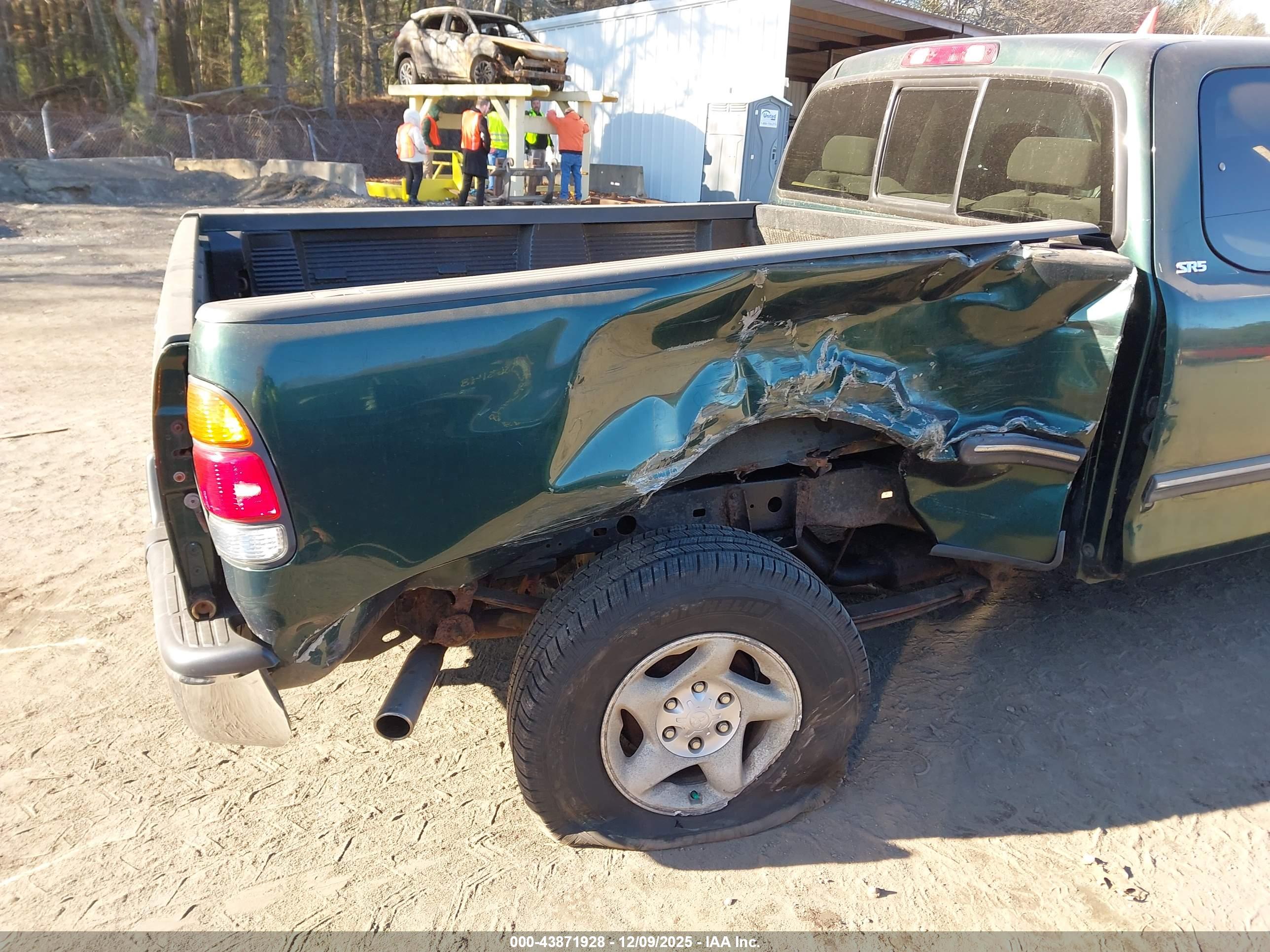 TOYOTA TUNDRA image 6