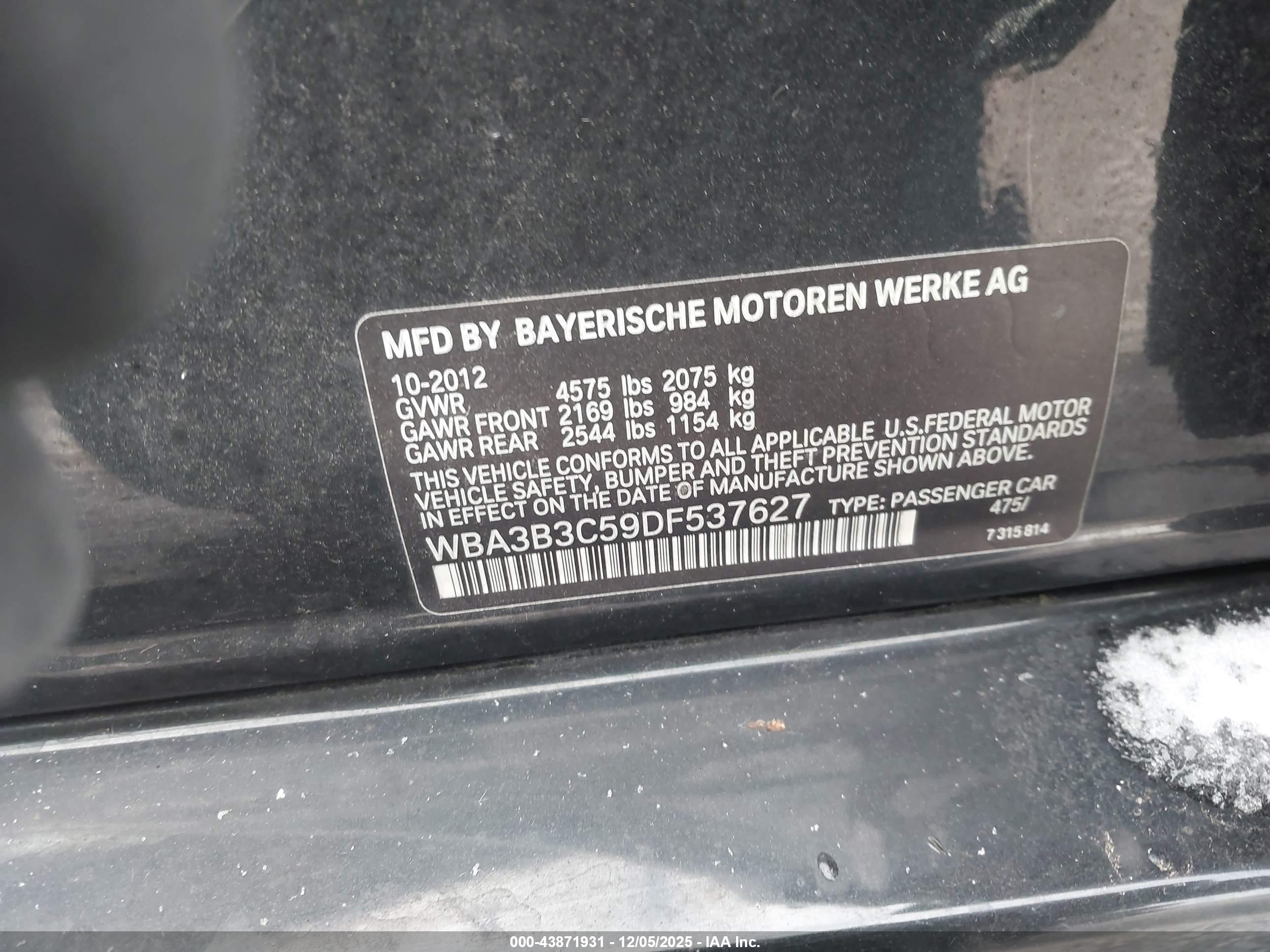 BMW 328I image 9
