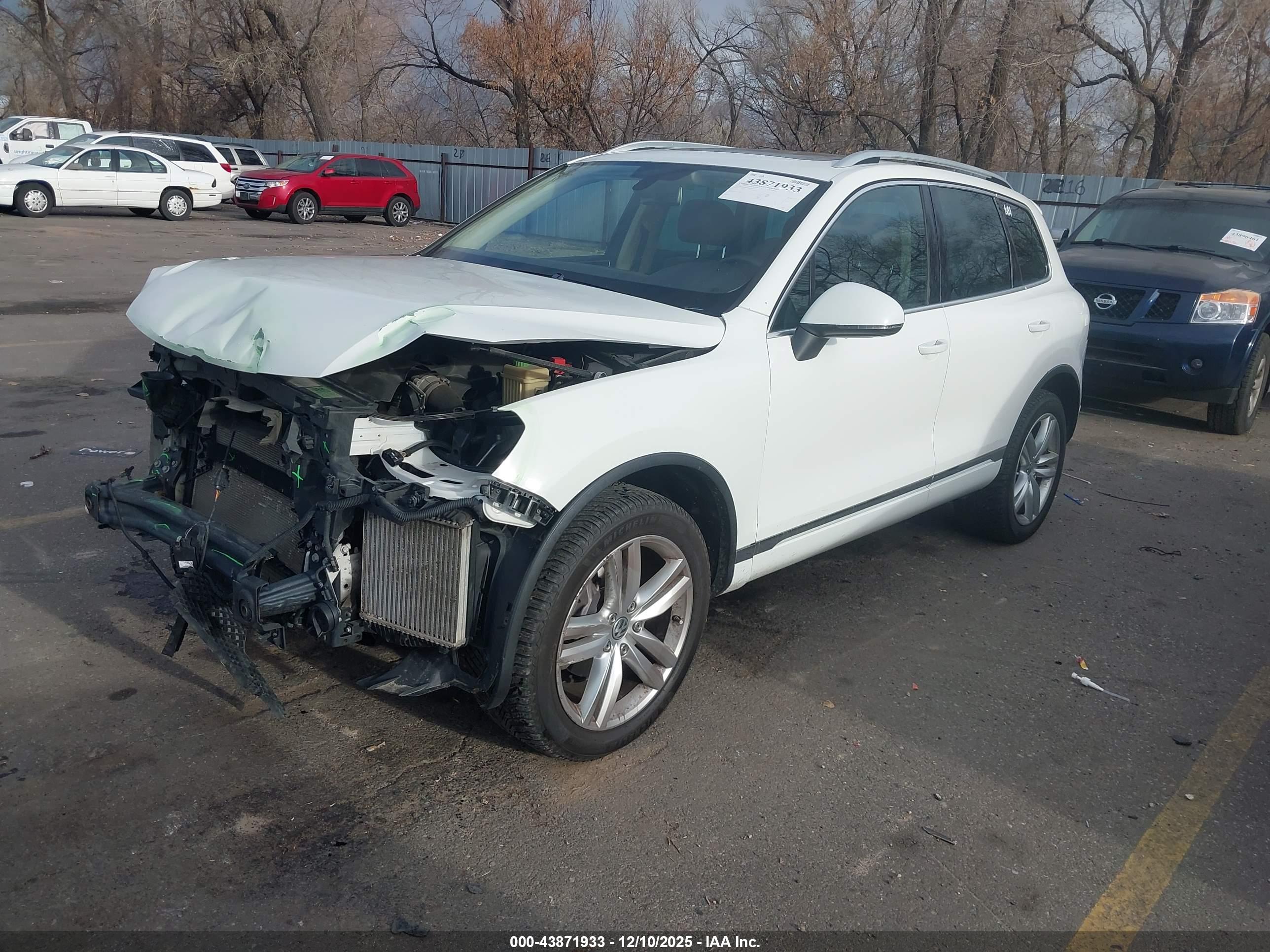 VOLKSWAGEN TOUAREG image 2