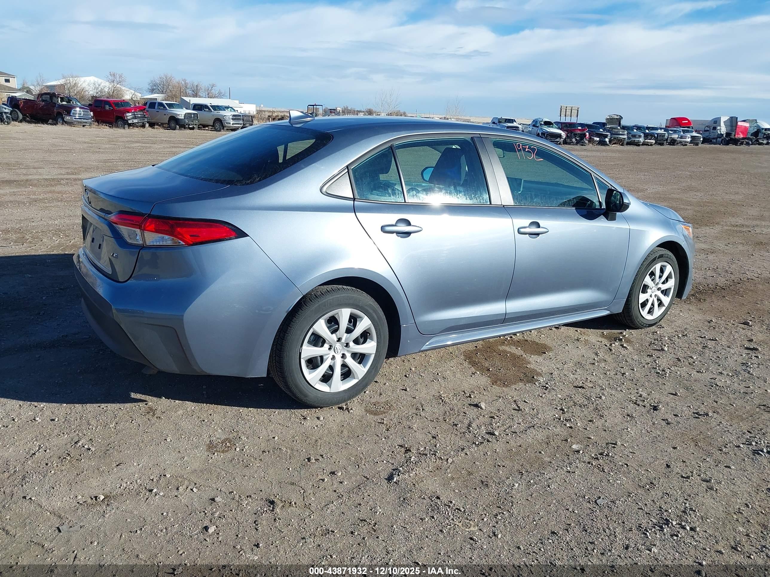 TOYOTA COROLLA image 4