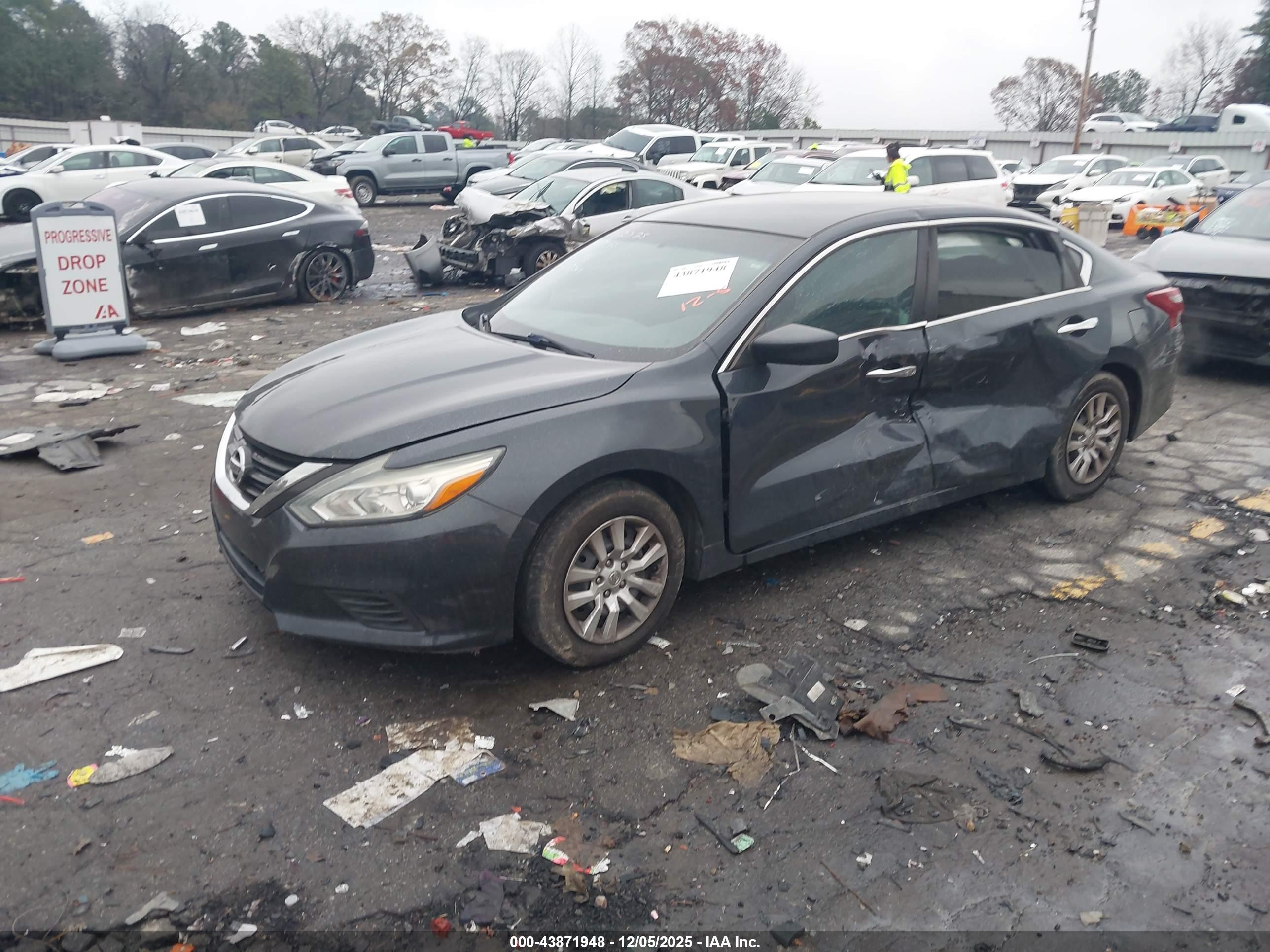 NISSAN ALTIMA image 2