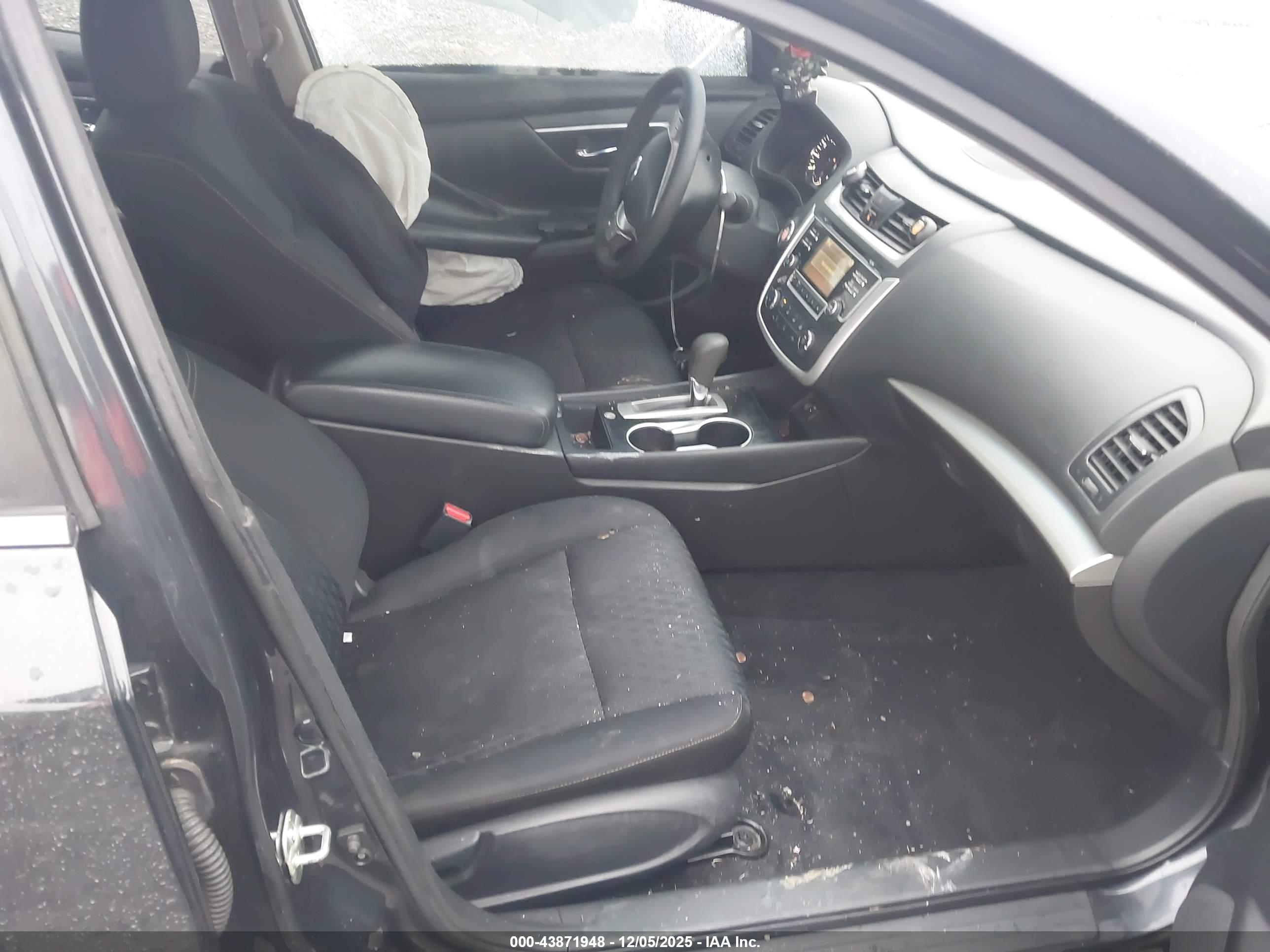 NISSAN ALTIMA image 5