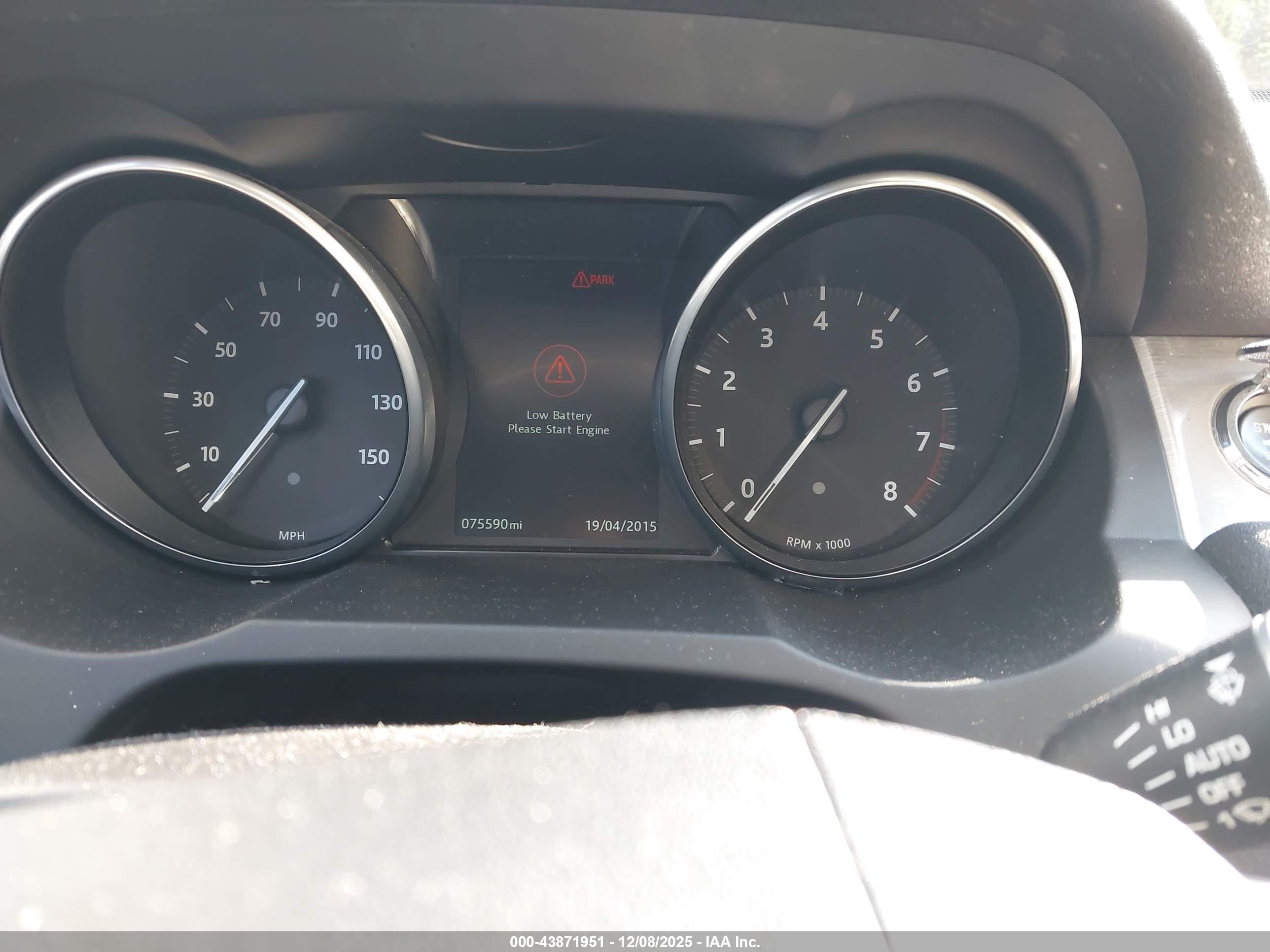 LAND ROVER image 7