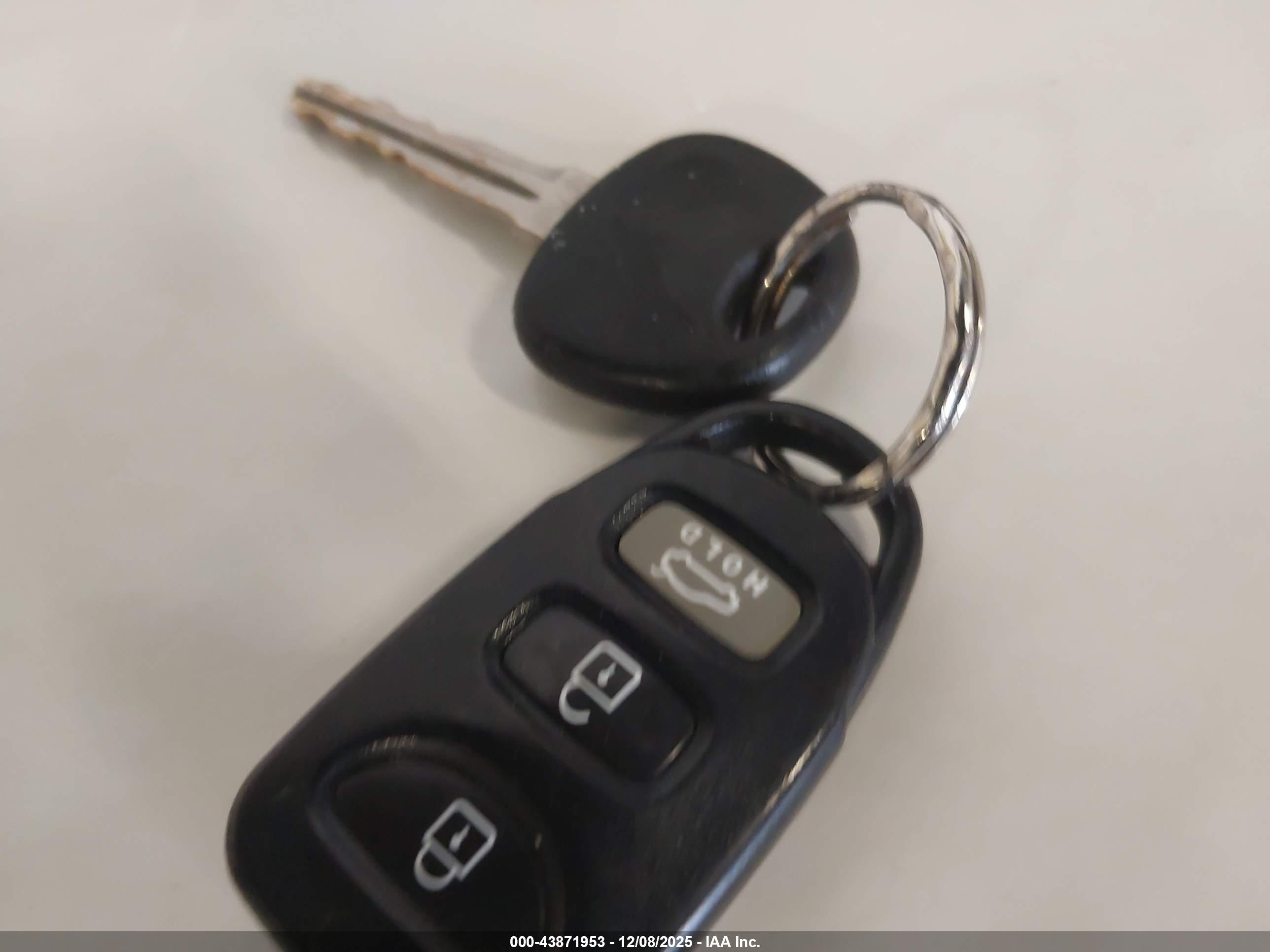 HYUNDAI SONATA image 11