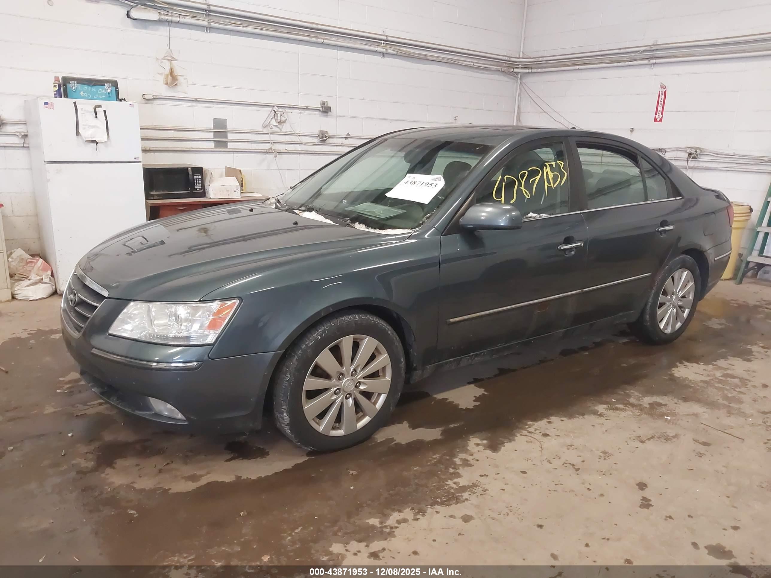 HYUNDAI SONATA image 2