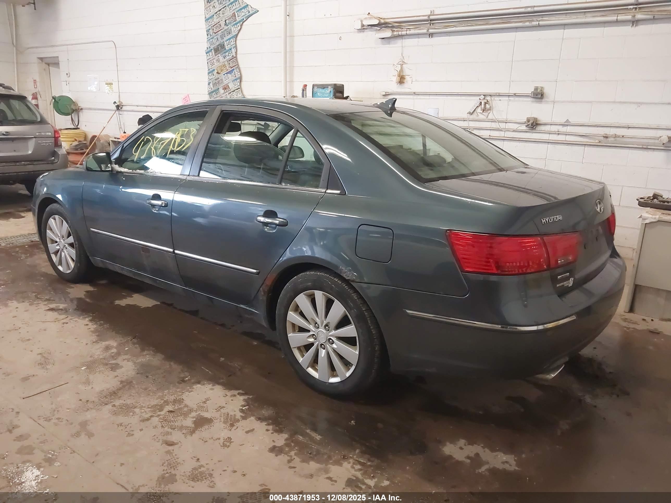 HYUNDAI SONATA image 3